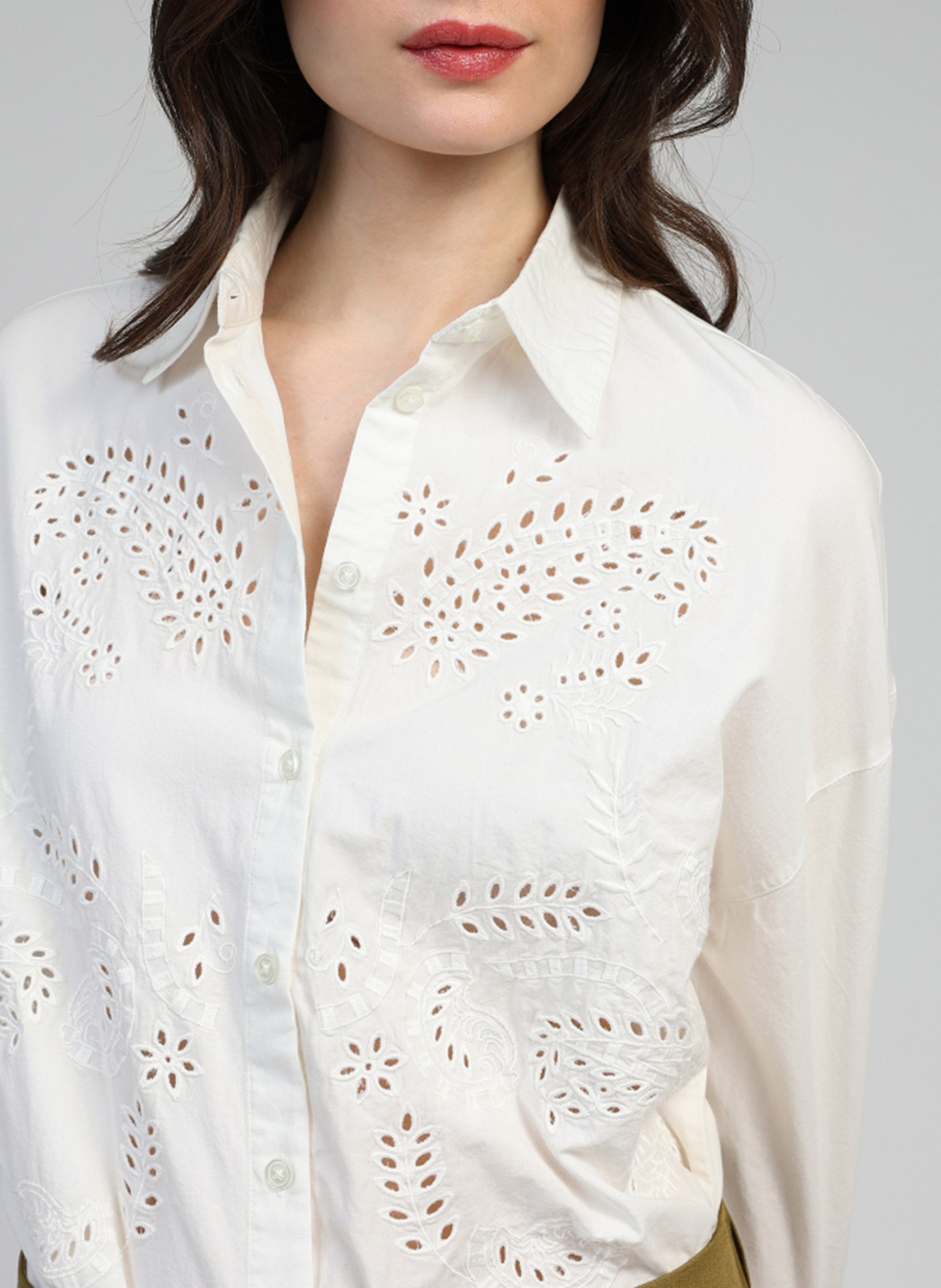 Straight shirt with fancy cut-out details AN'GE White