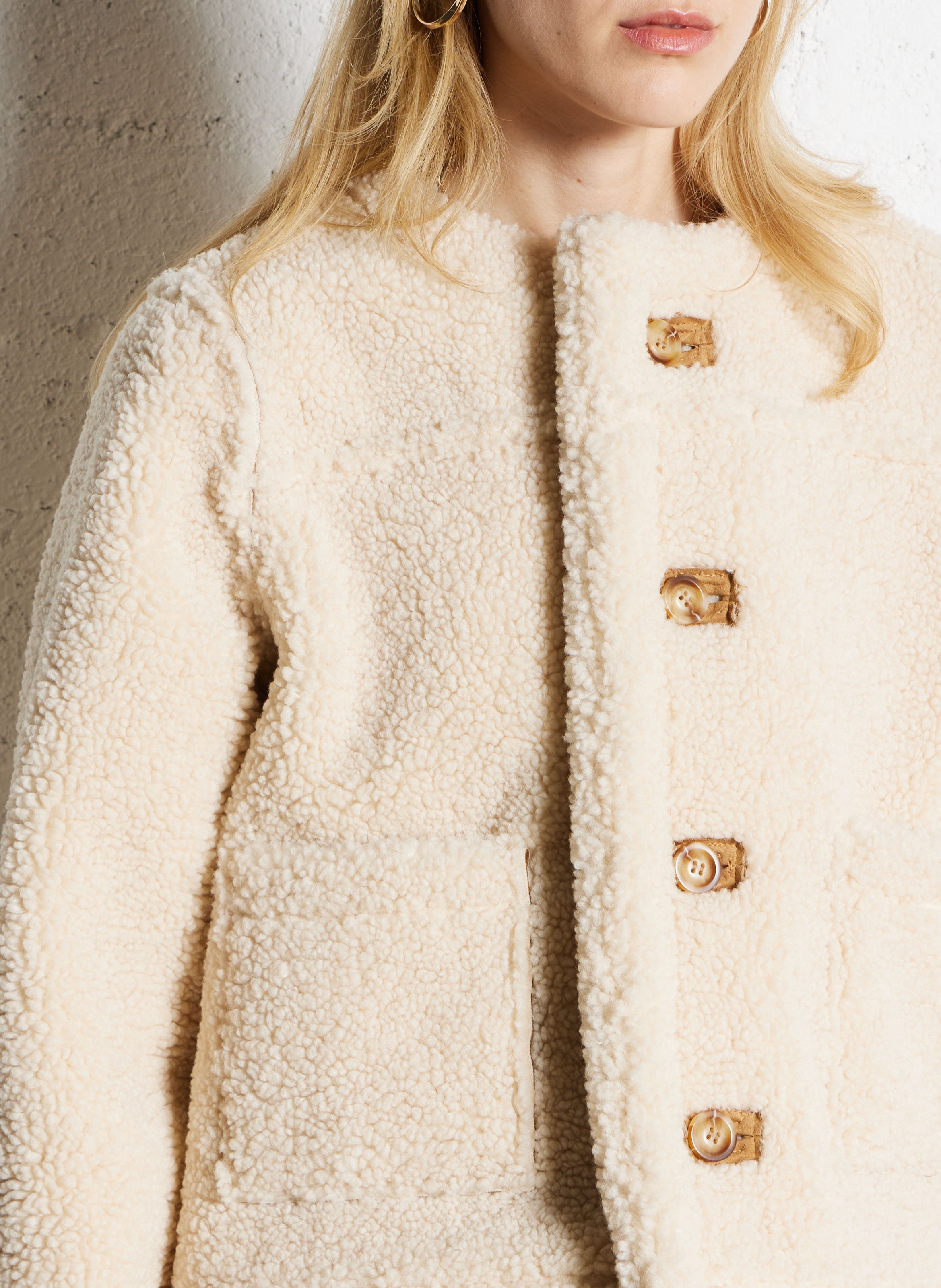 Veste droite boutonnée suédine SUNCOO Beige