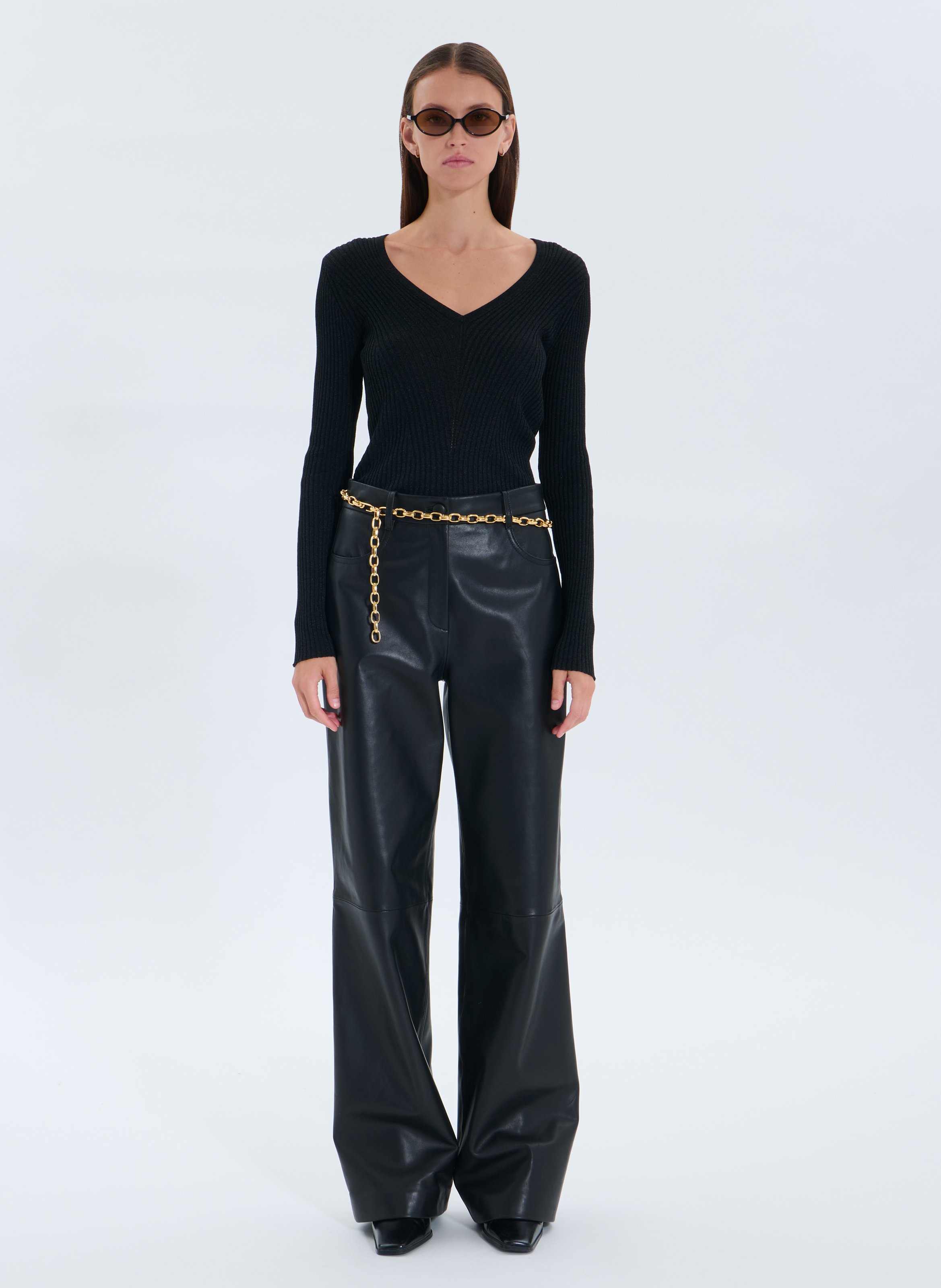 Fitted V-neck sweater ZAPA Black