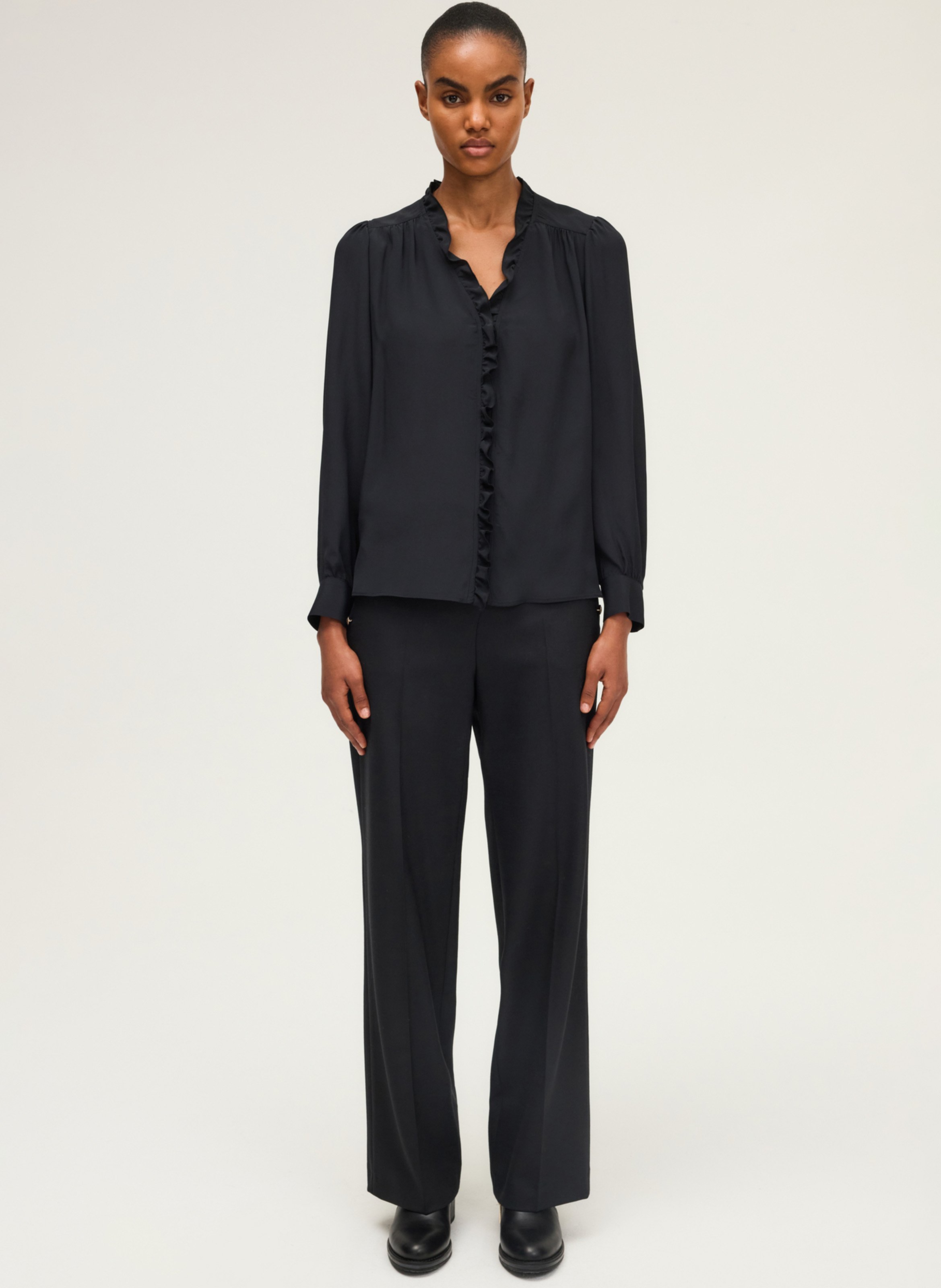 V-neck blouse PABLO Black