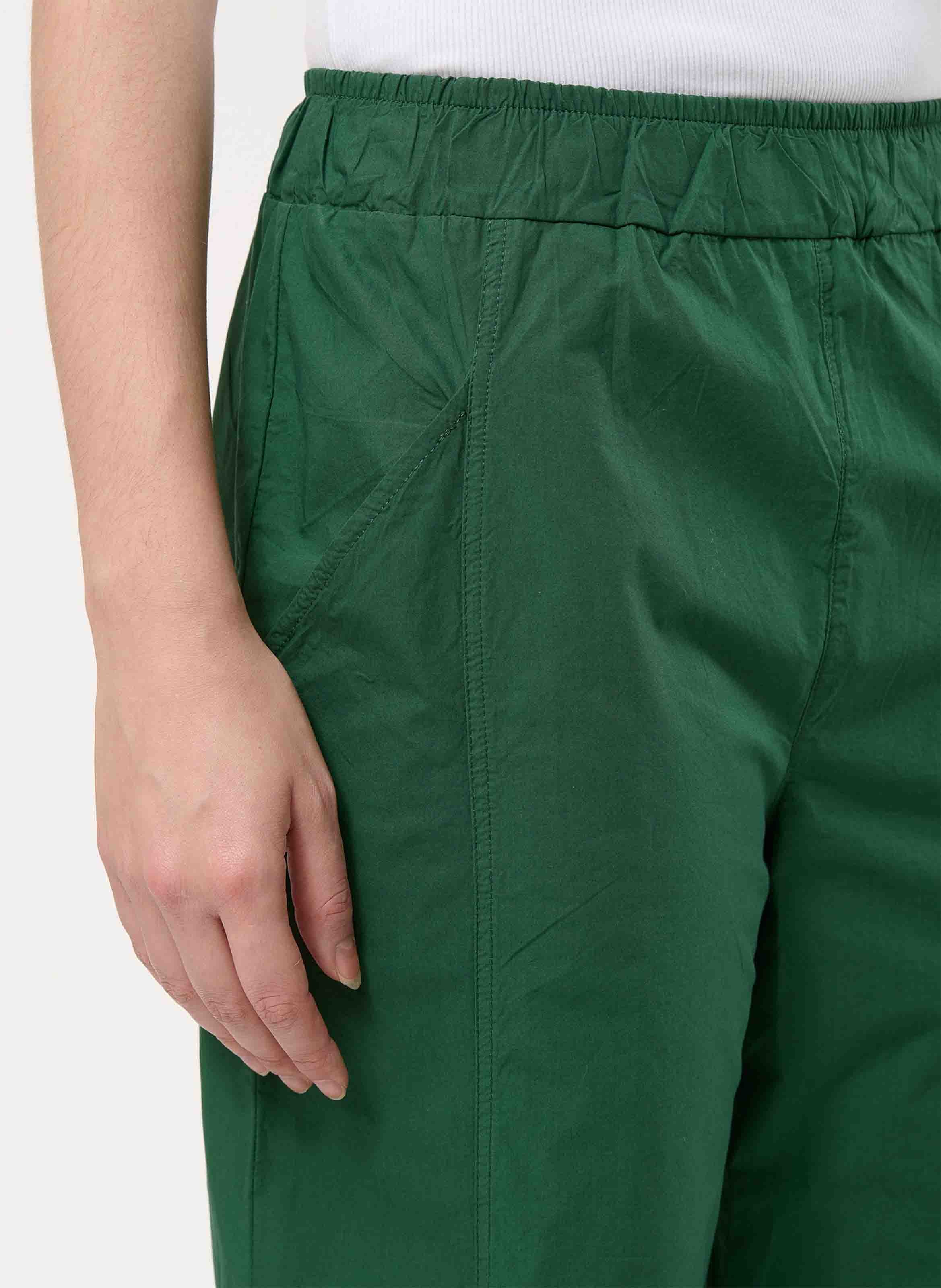 Round 7/8 length plain cotton pants HUMILITY Green