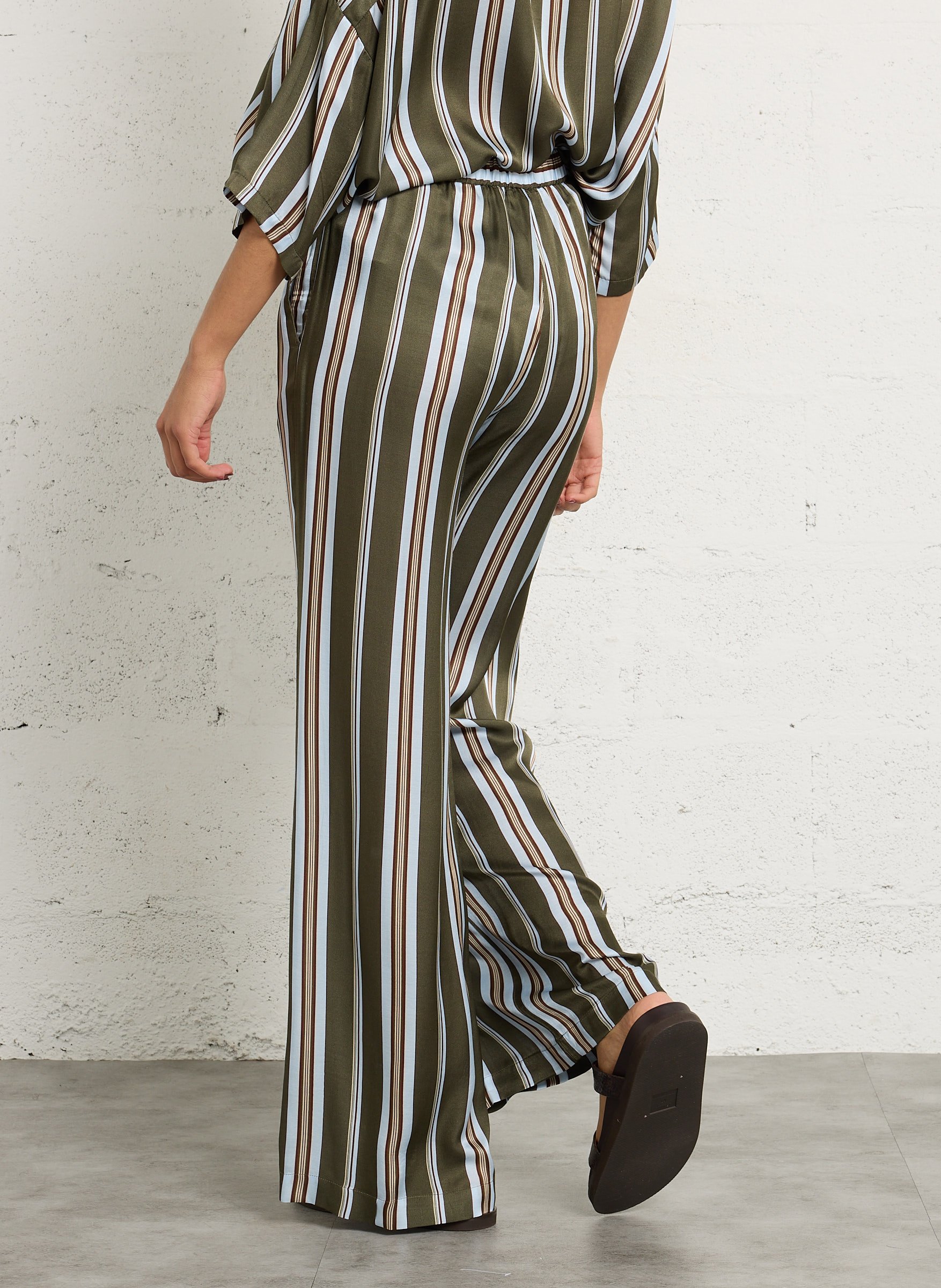 Dokyo - Weich fallende Karottenhose DIEGA Mehrfarbig