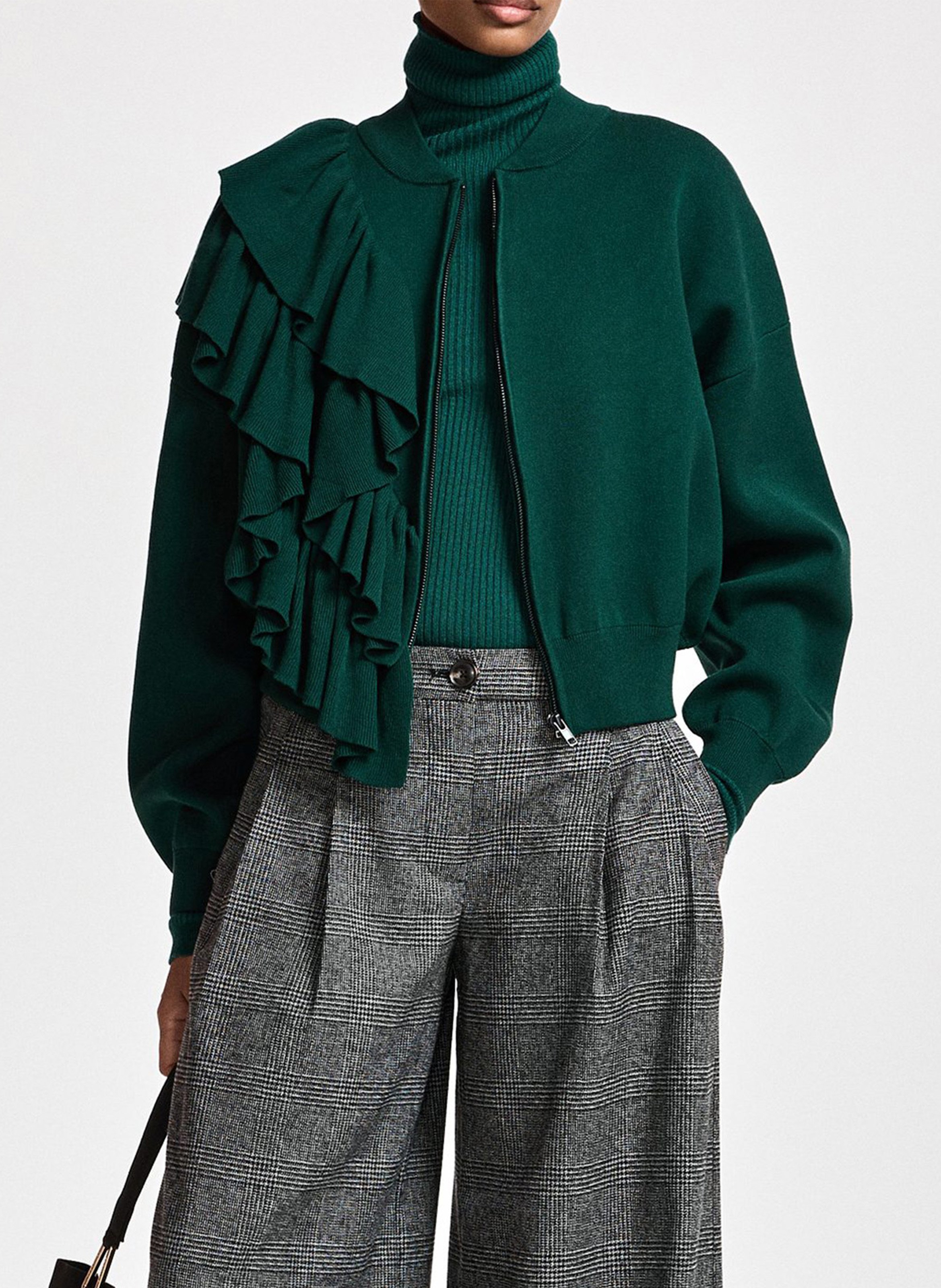 Oversize-Strickjacke mit Rüschen ESSENTIEL ANTWERP Grun