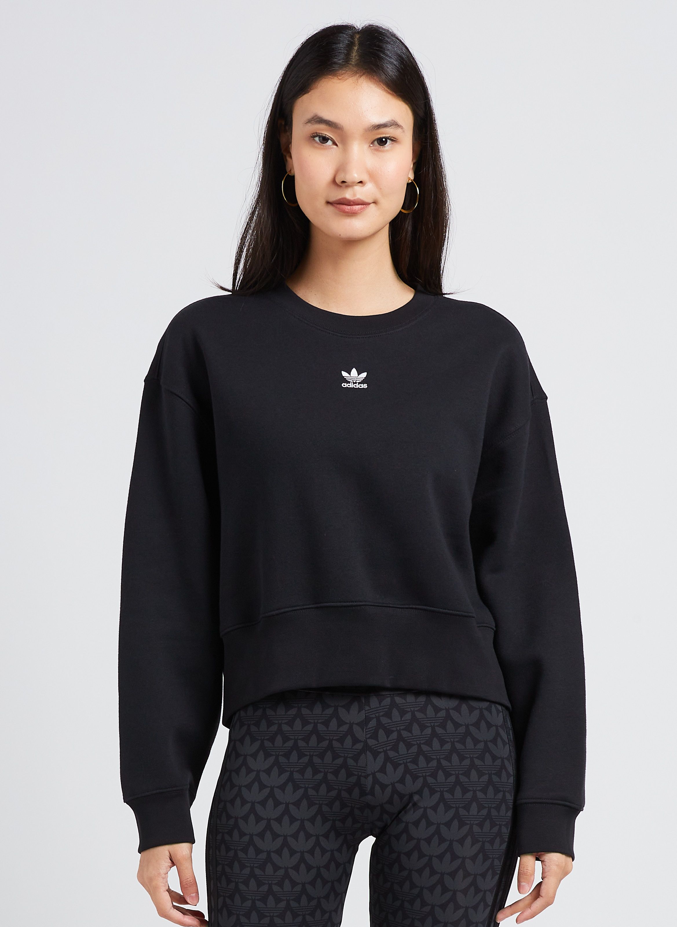 Adidas black hotsell crew neck sweatshirt