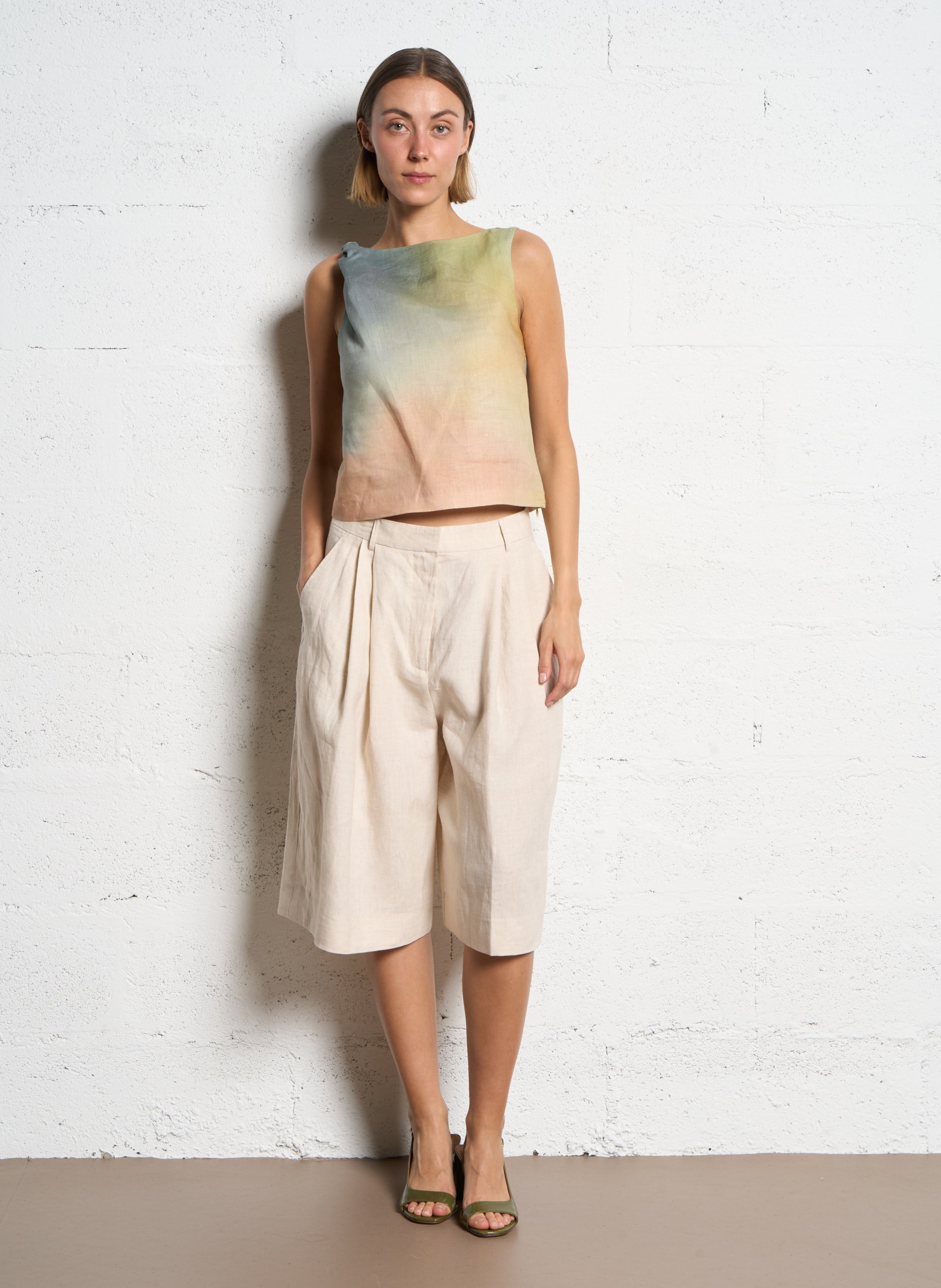 Linen pleated shorts STAUD White