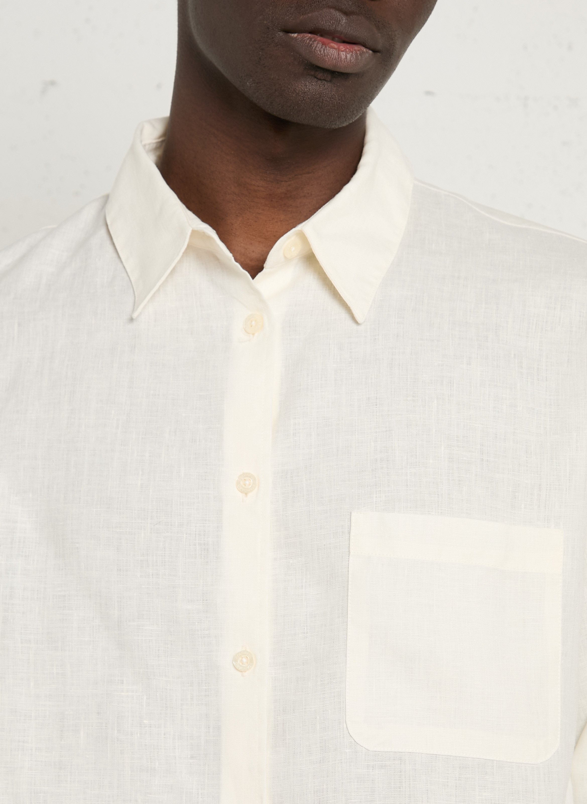 Weite Leinenbluse mit klassischem Kragen COLORFUL STANDARD Weiss