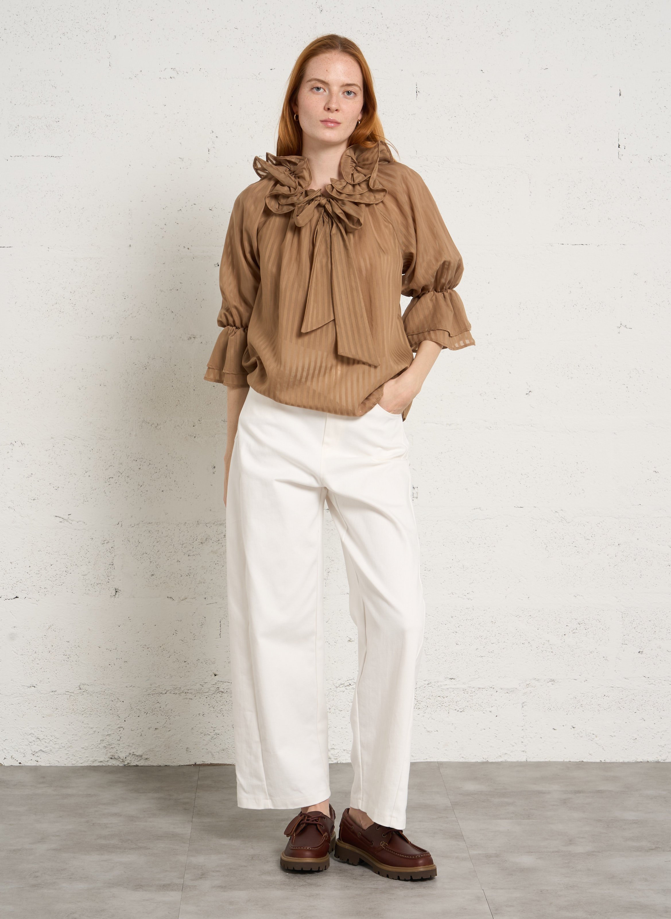 Weite Bluse mit Streifen - Look 1