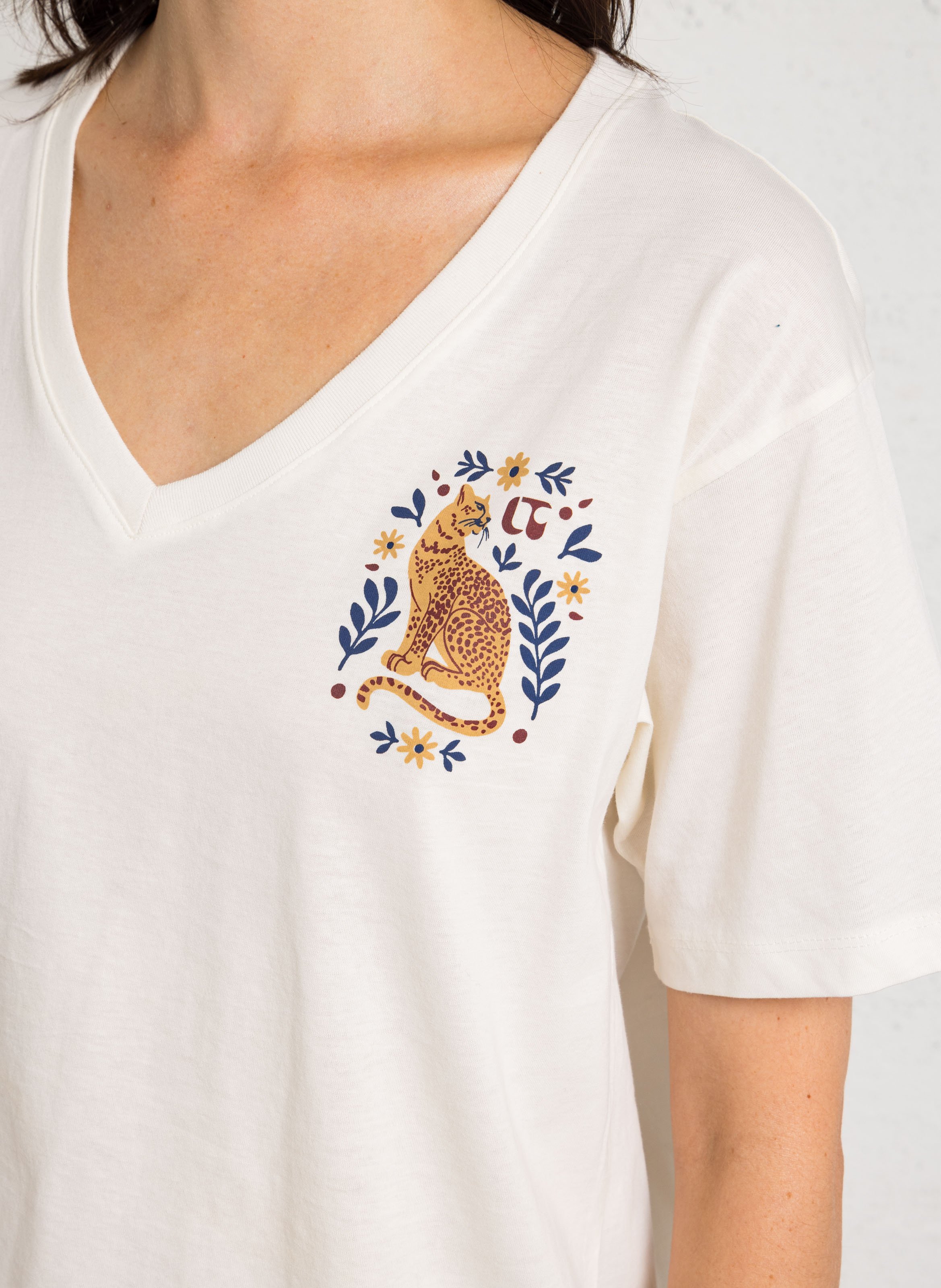 T-Shirt mit V-Ausschnitt aus bedruckter Baumwolle LE TEMPS DES CERISES Braun