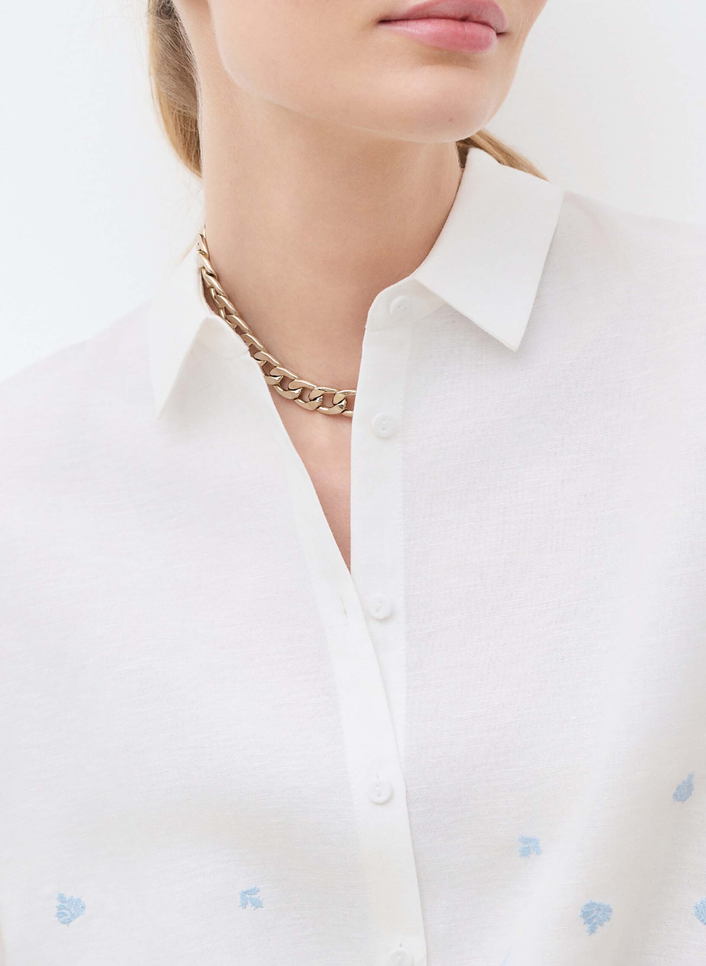 Chemise droite col classique en lin mélangé brodée CAROLL Blanc