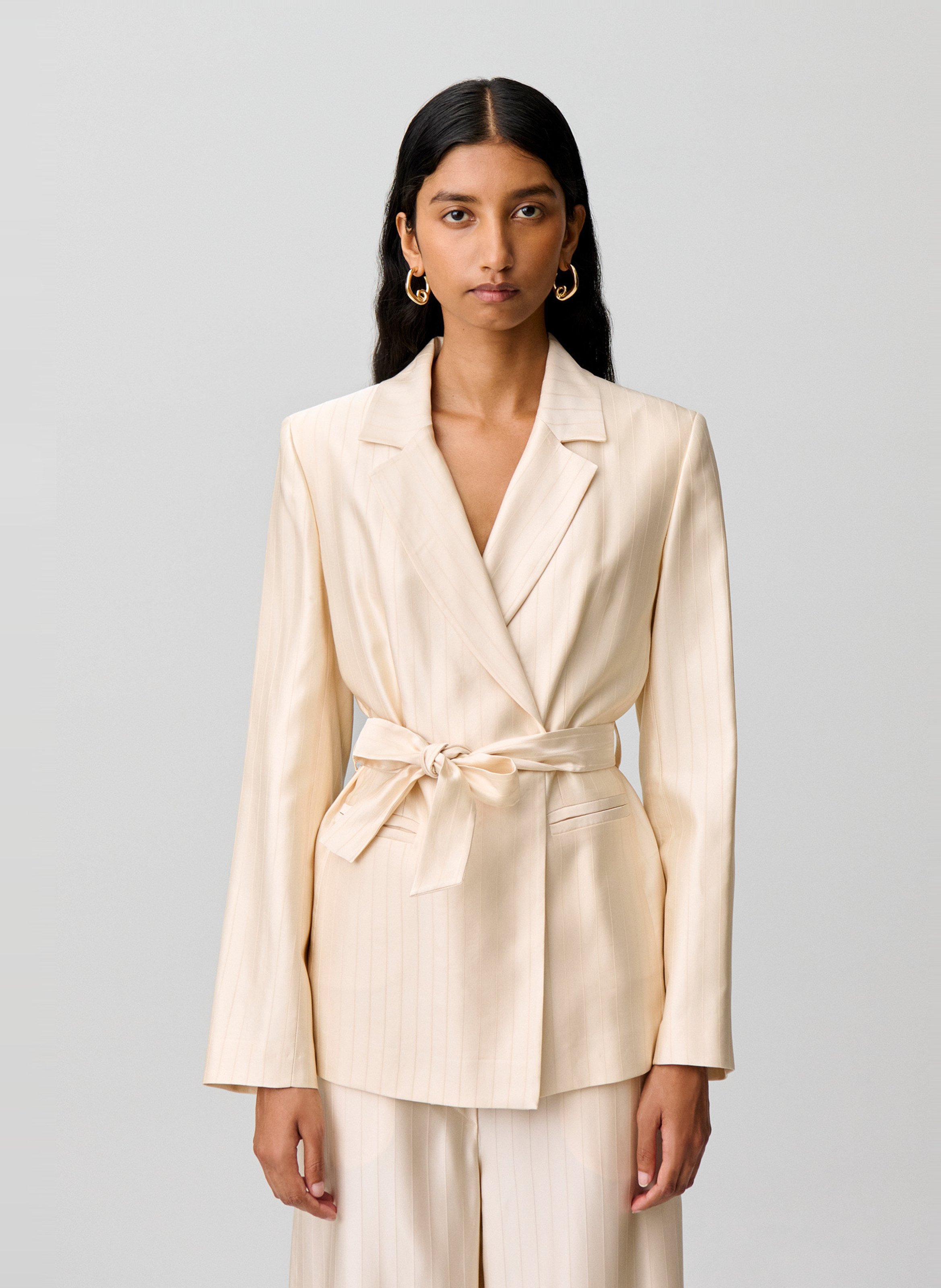 Veste de tailleur satinée à rayures CLAUDIE PIERLOT Beige