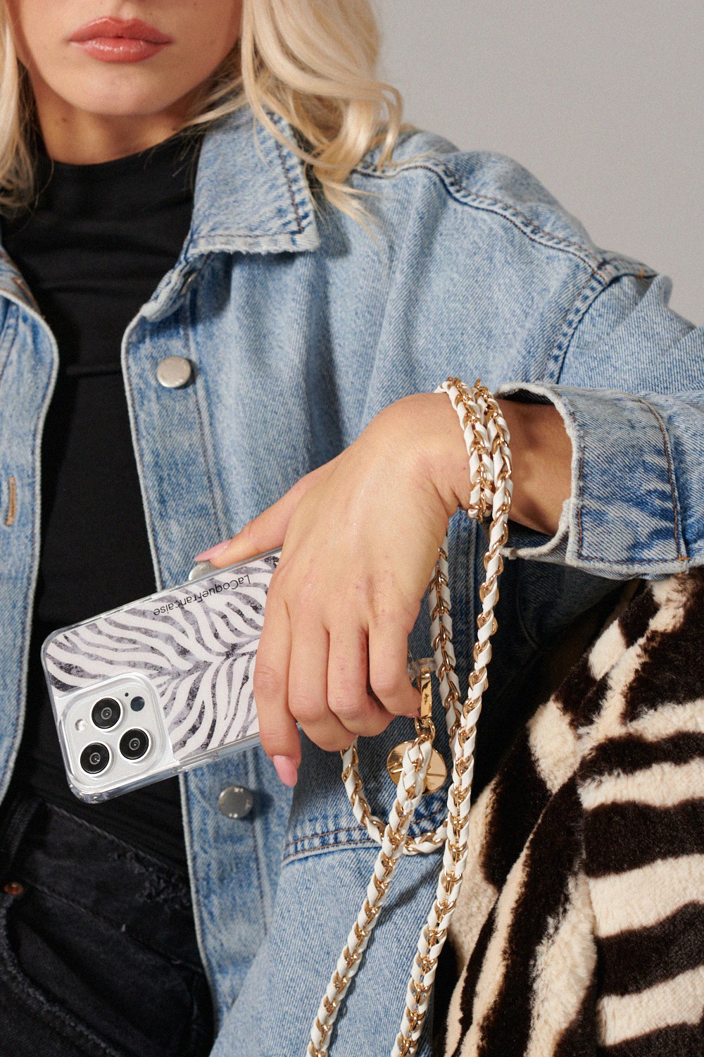 Chaîne de téléphone LA COQUE FRANCAISE Blanc