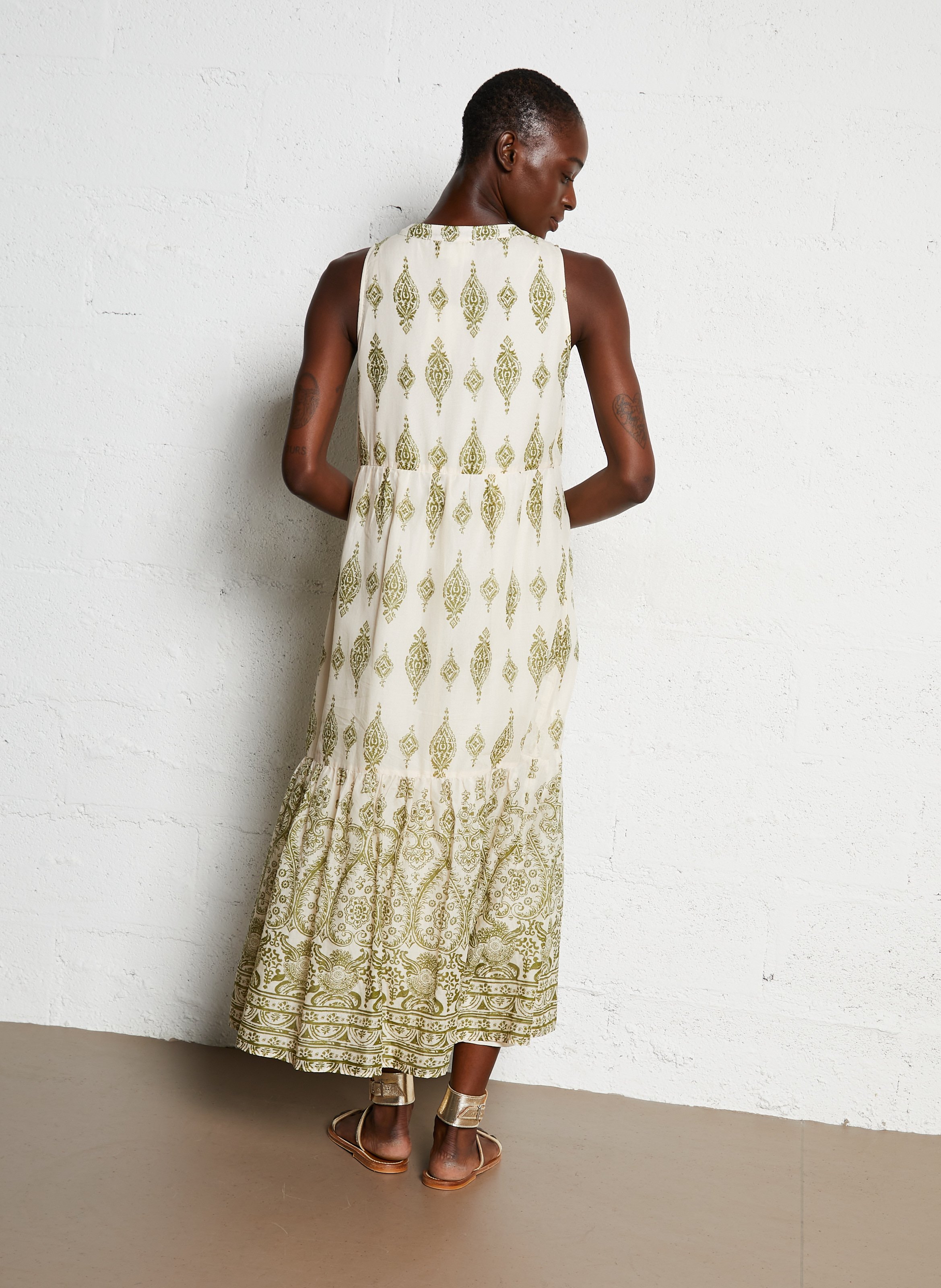 Printed sleeveless midi dress with a loose fit MAISON 123 Green
