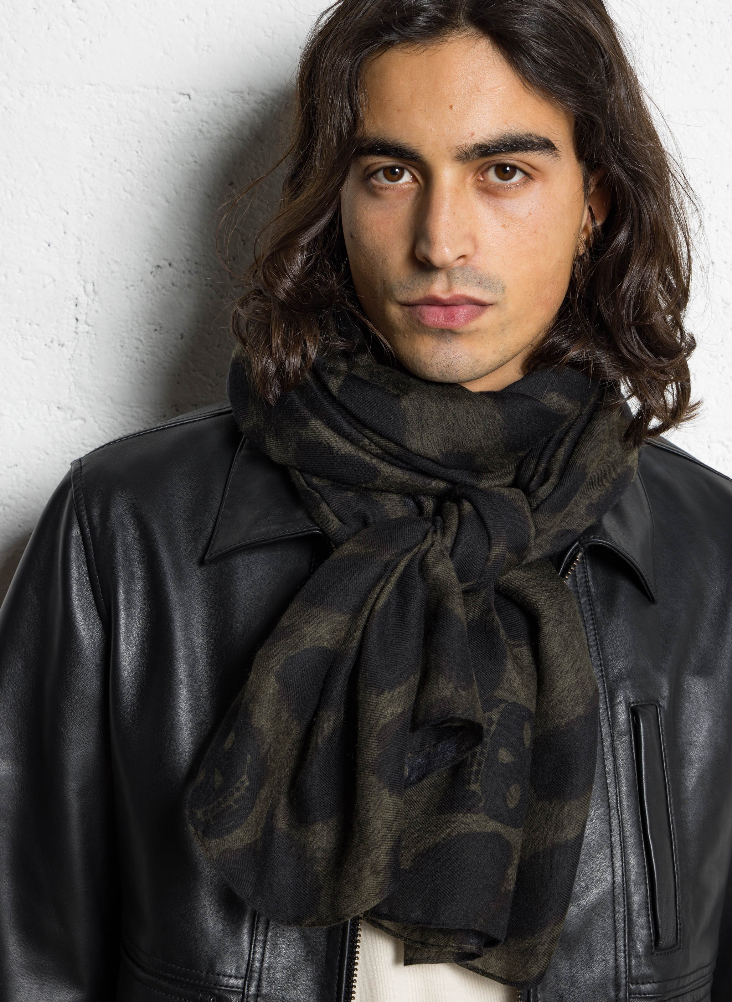 Rechteckiges Tuch mit Print IKKS Khaki