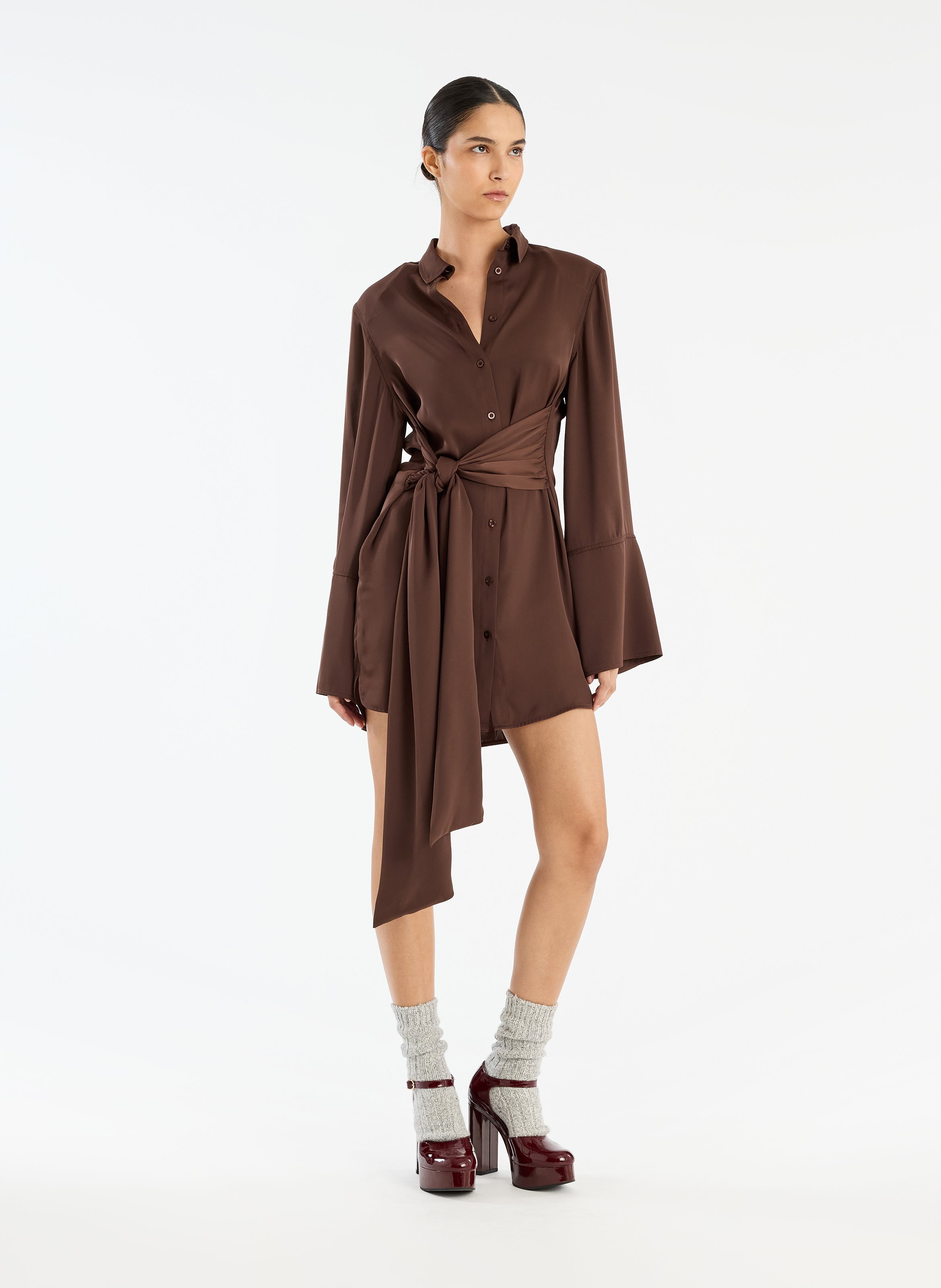 Robe courte col classique satinée ROTATE Marron