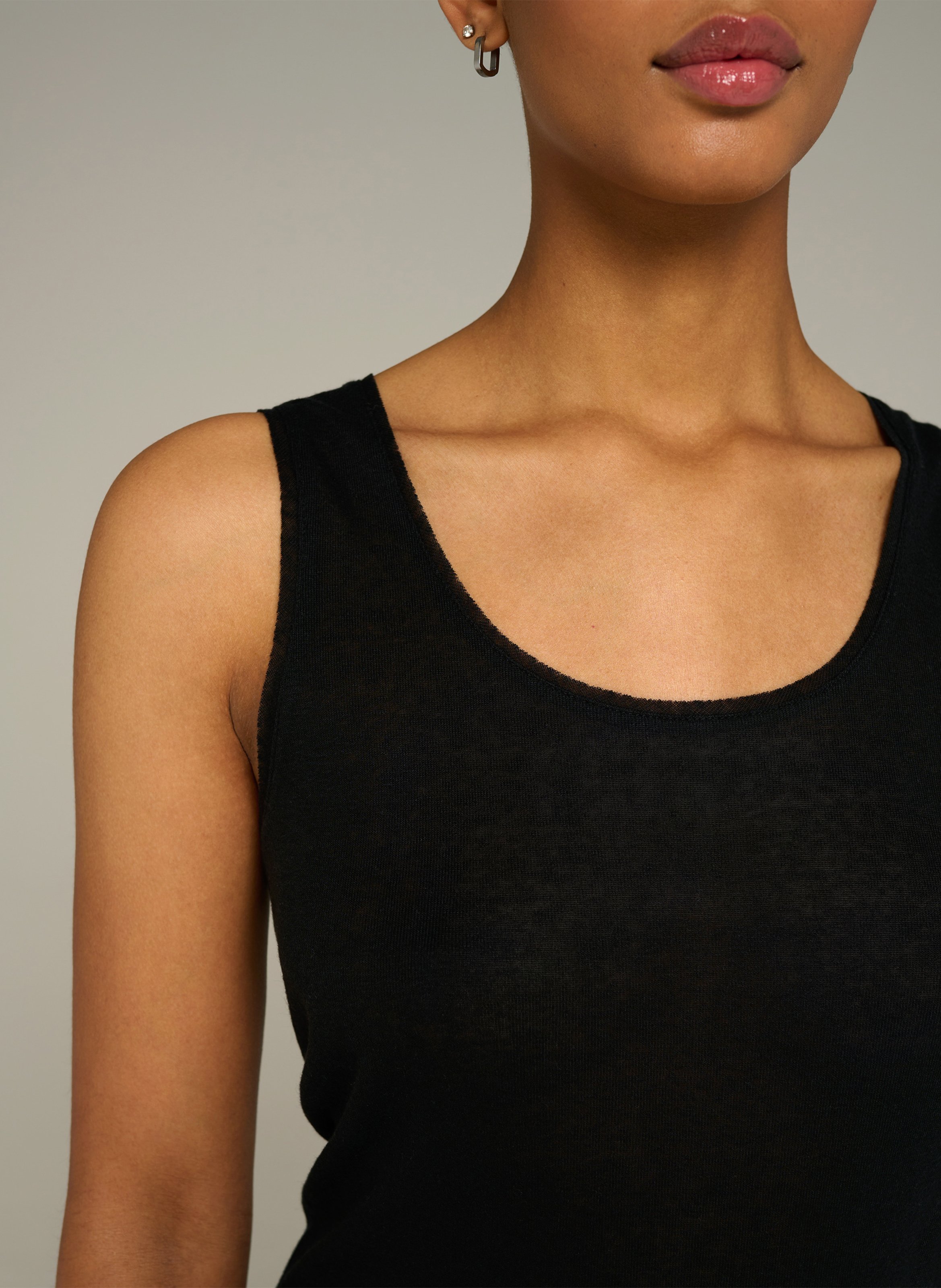 Doorschijnende rechte tanktop COTELAC ACOTE Zwart