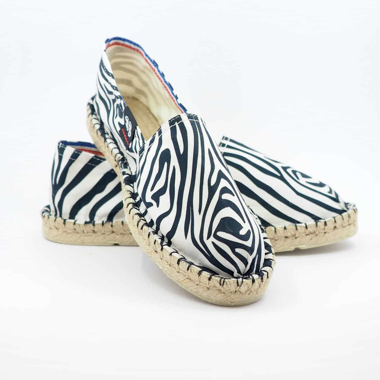 Printed espadrilles ART OF SOULE Black
