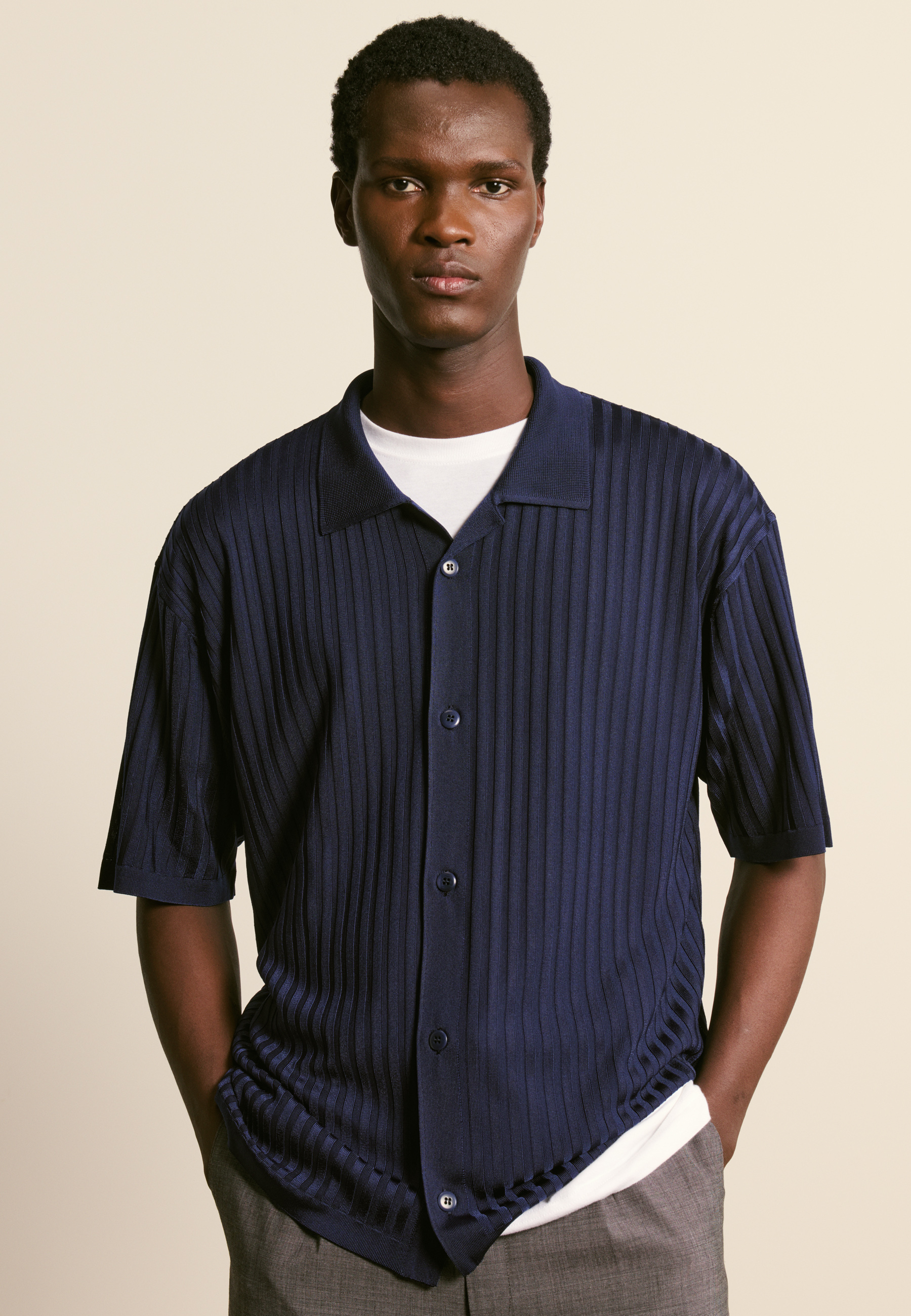 Short-sleeved shirt in light yarn MAISON MONTAGUT