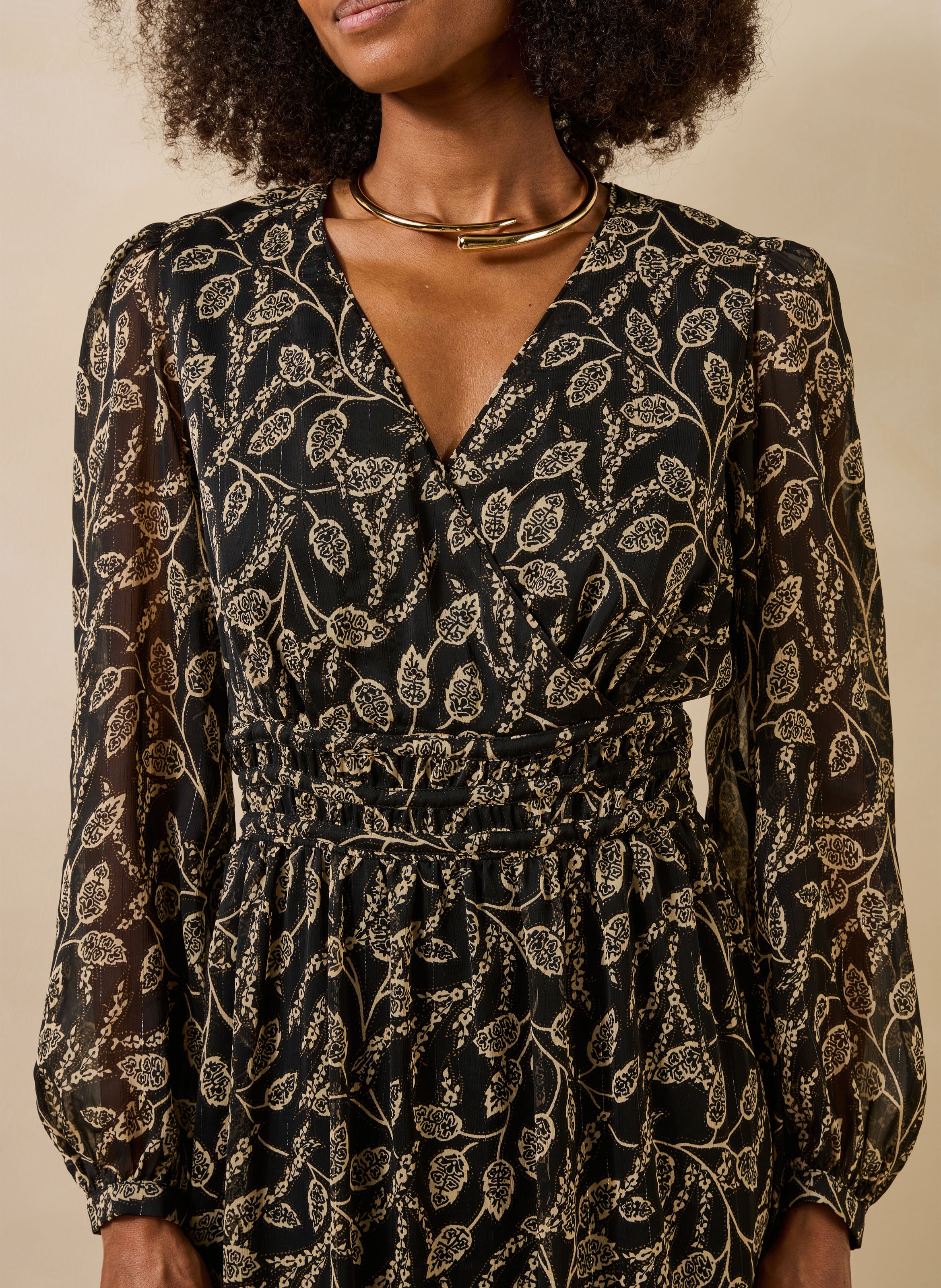 Long wrap-neck printed dress LA FEE MARABOUTEE Black