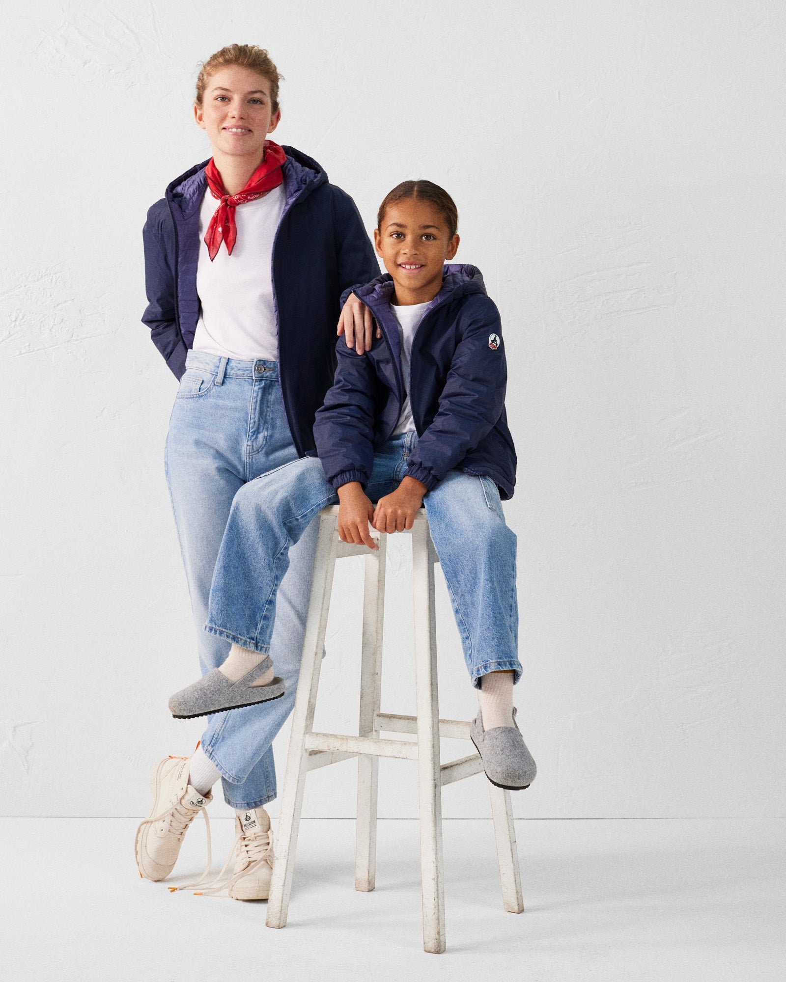 Reversible ultralight hooded down jacket Bangkok 2.0 JOTT Blue