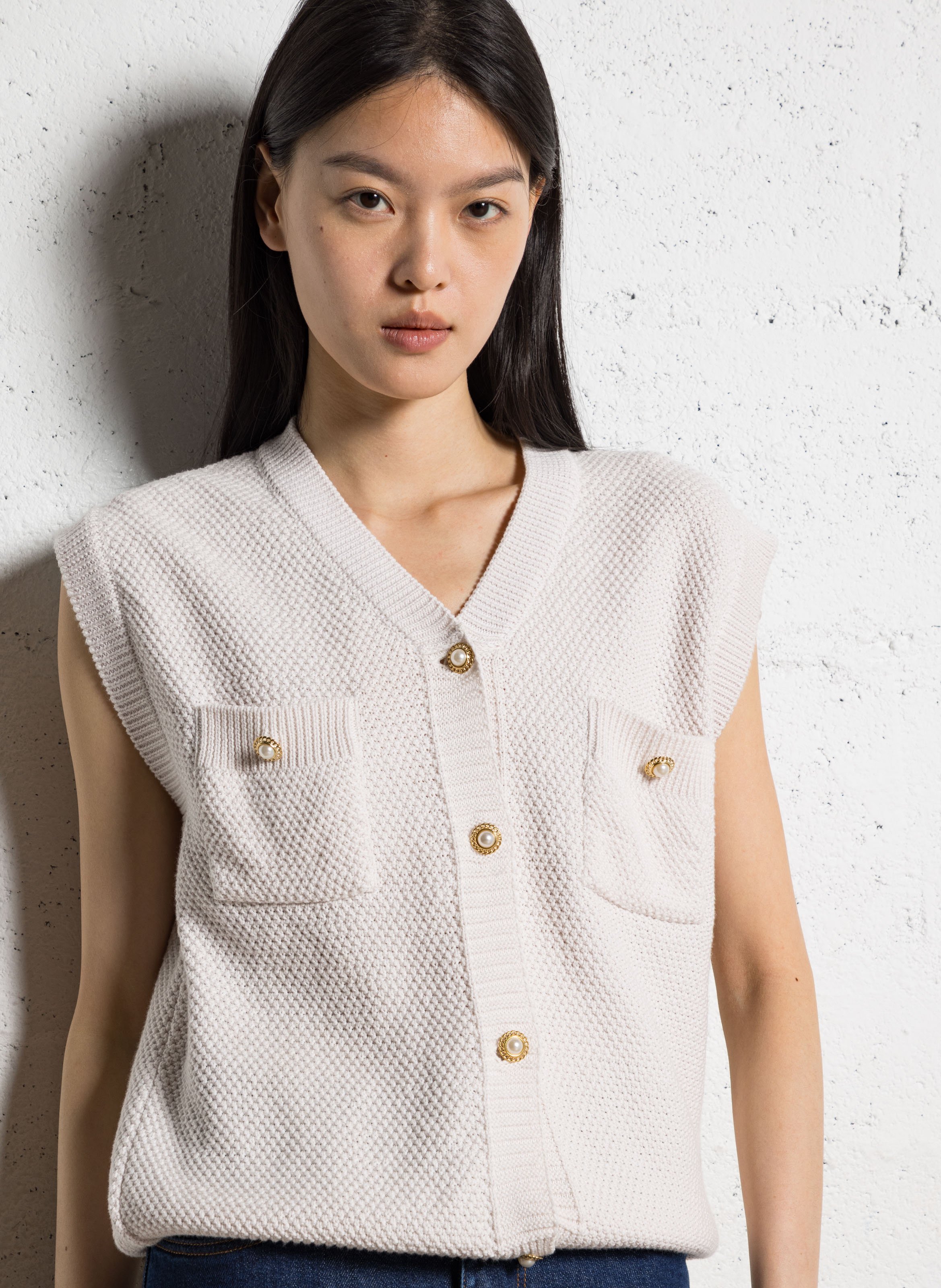 Sleeveless fancy knit cotton cardigan I CODE White