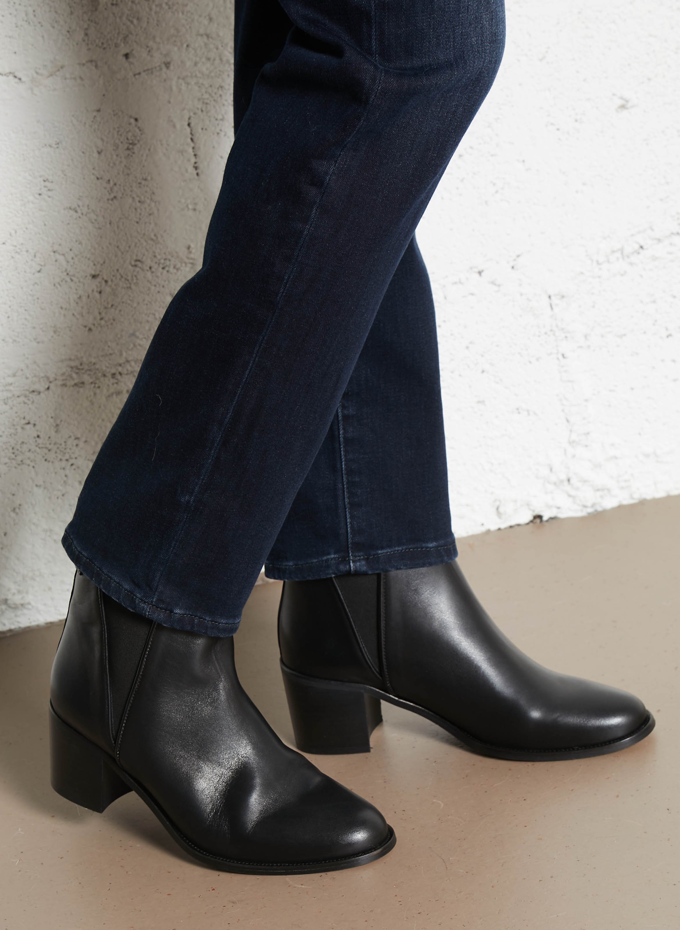 Effen leren enkellaarzen met textuur MAISON TOUFET Zwart