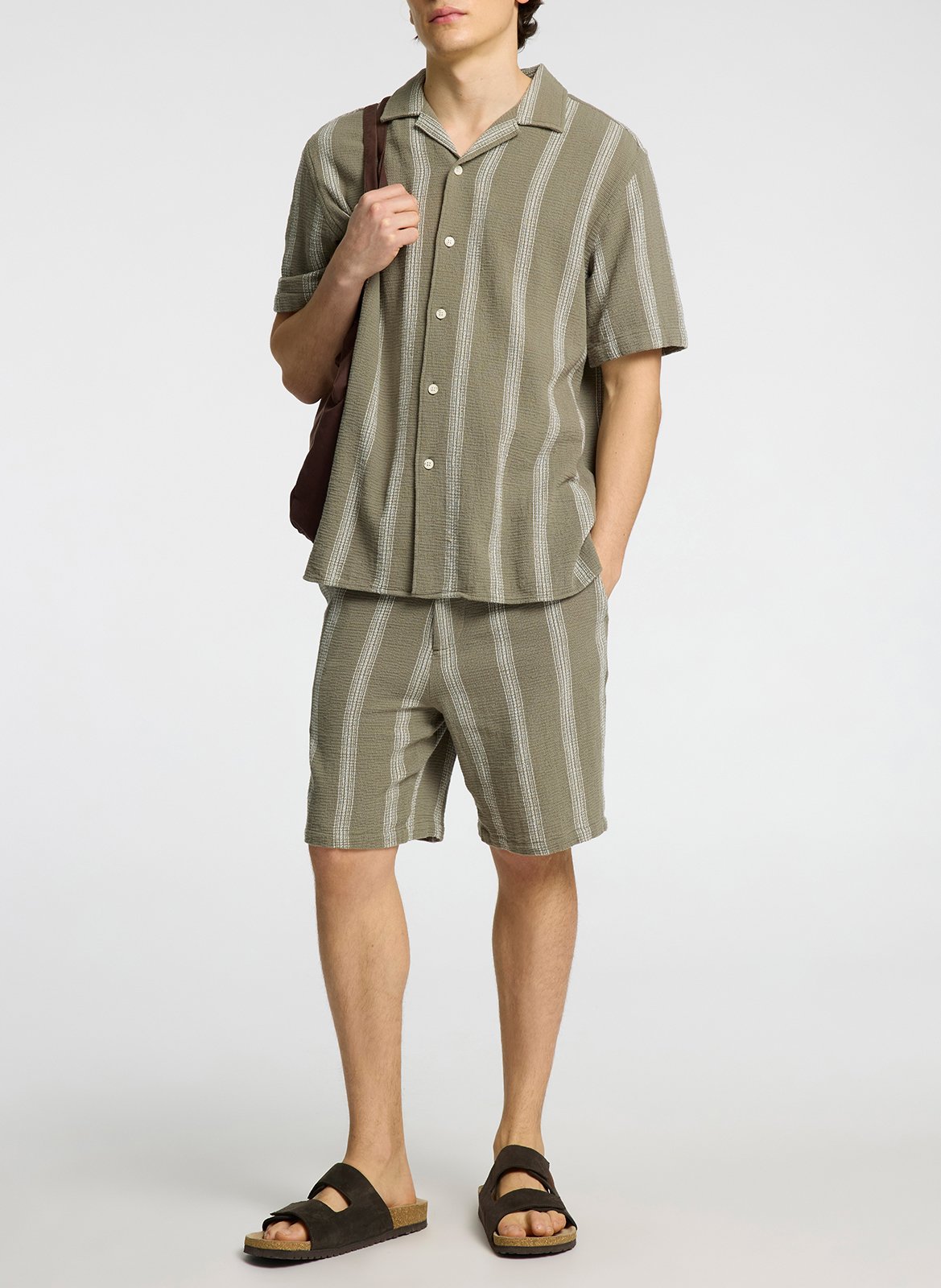 Striped short in organic cotton Grey