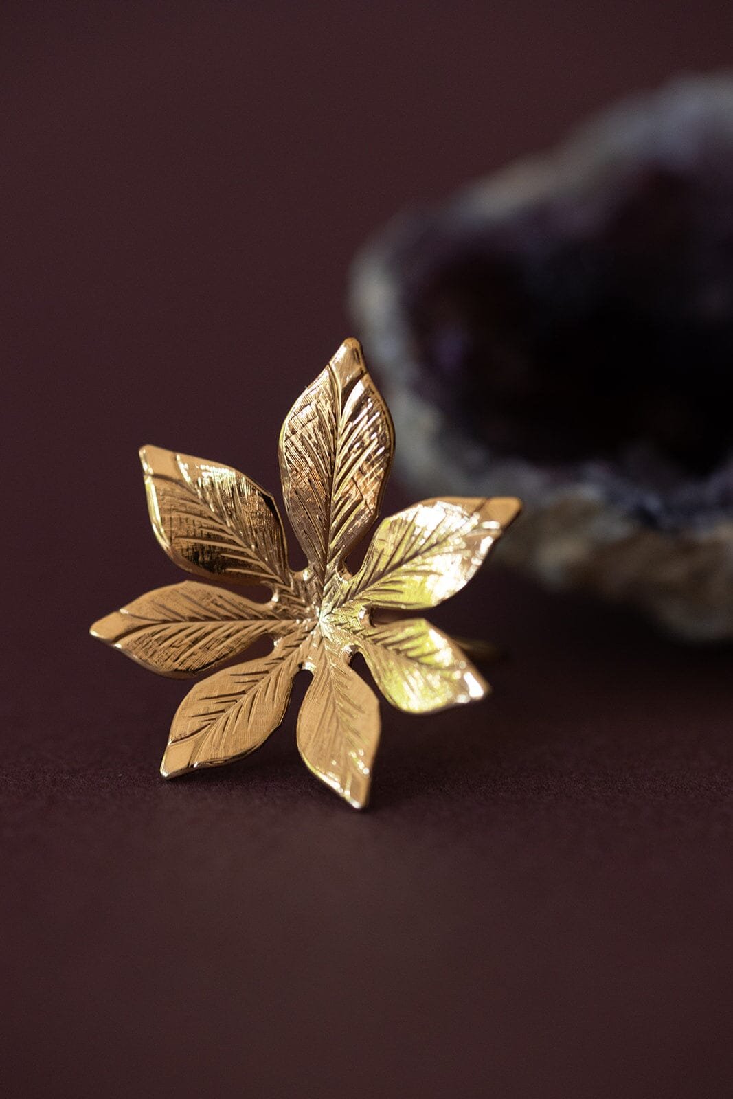 THÉIA - fine gold-plated flower maxi ring MONSIEUR SIMONE Golden