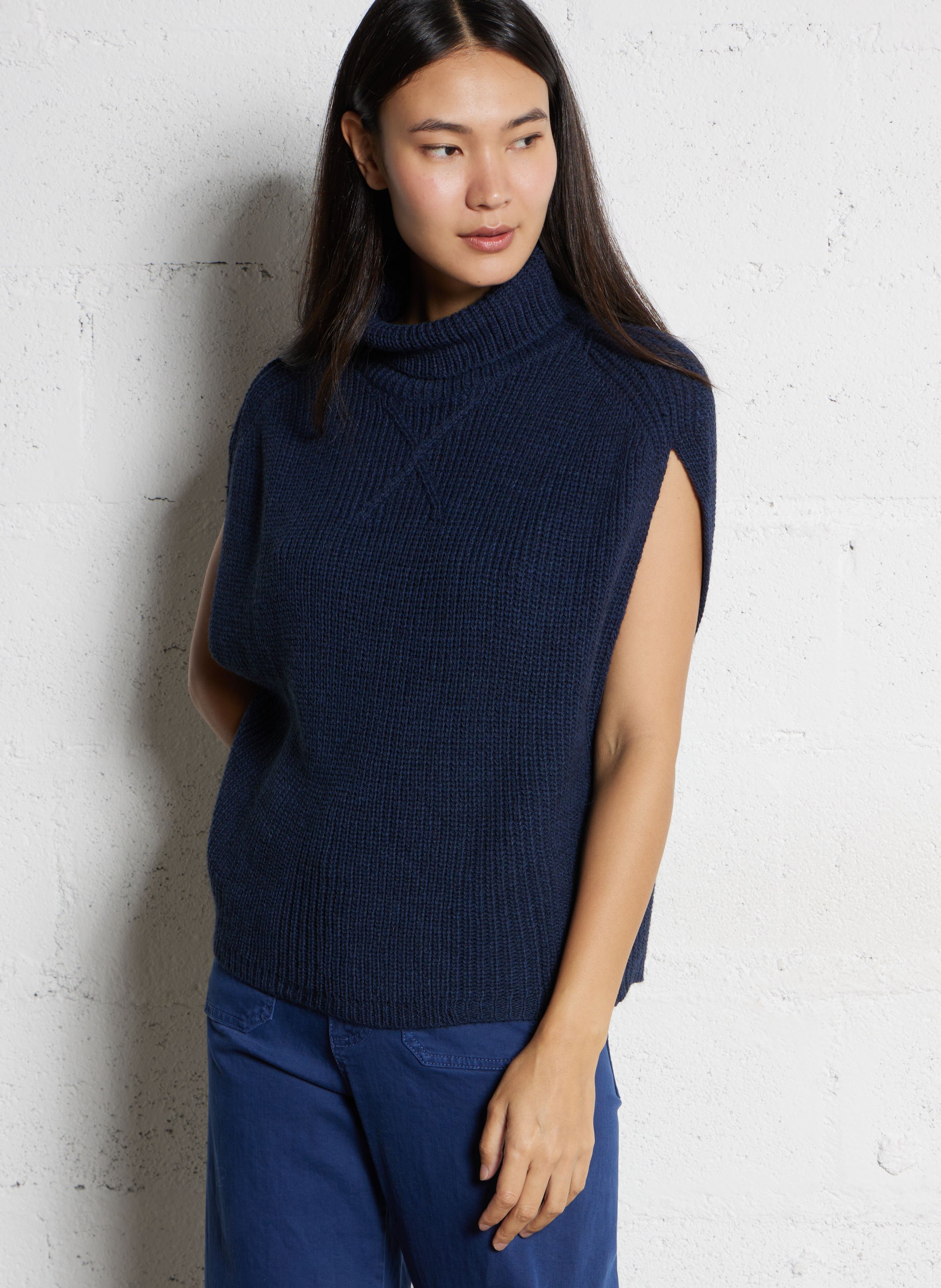 Pull oversize col roulé PLEASE Bleu