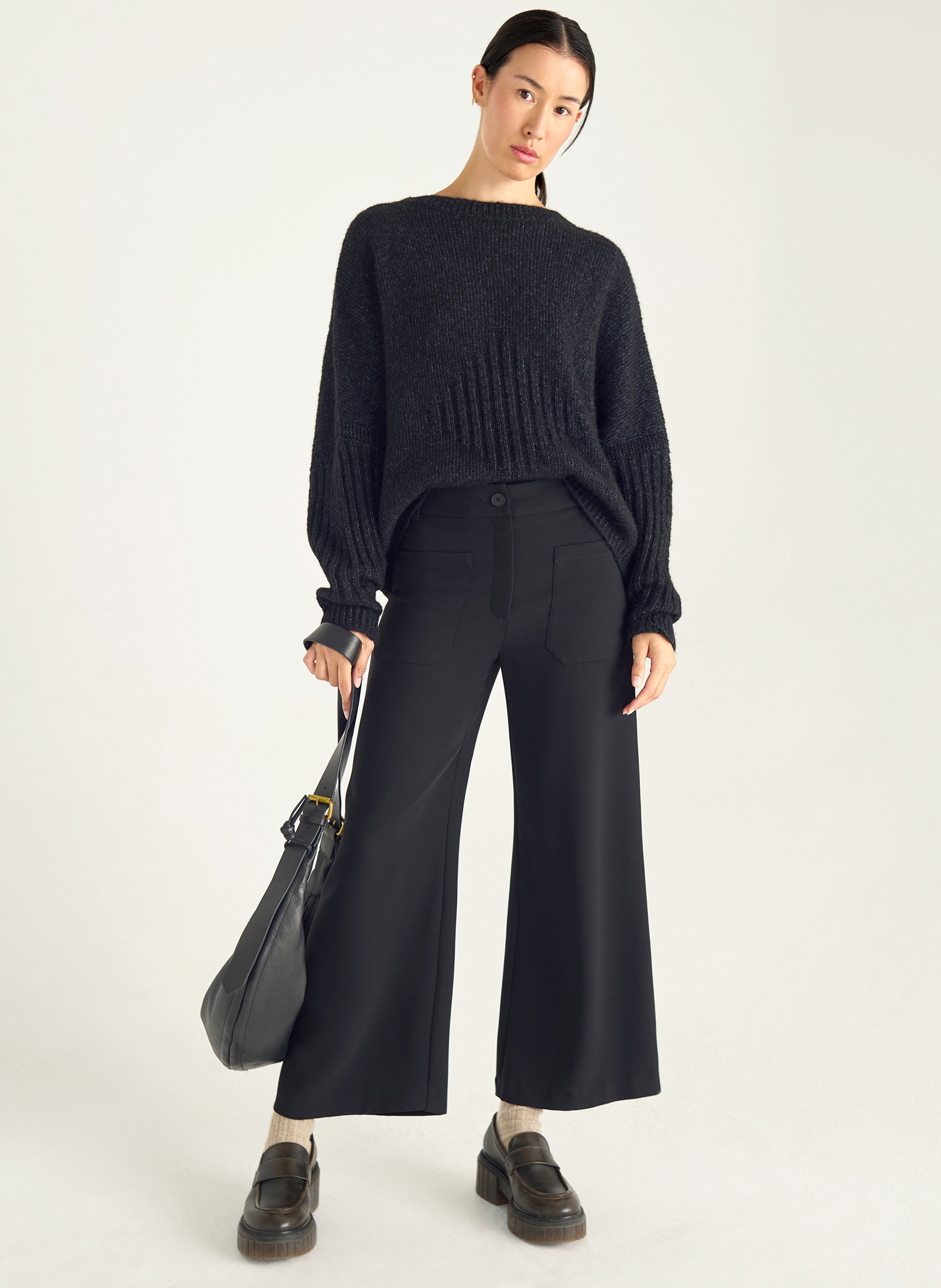 Weit geschnittene Hose ACOTE Schwarz