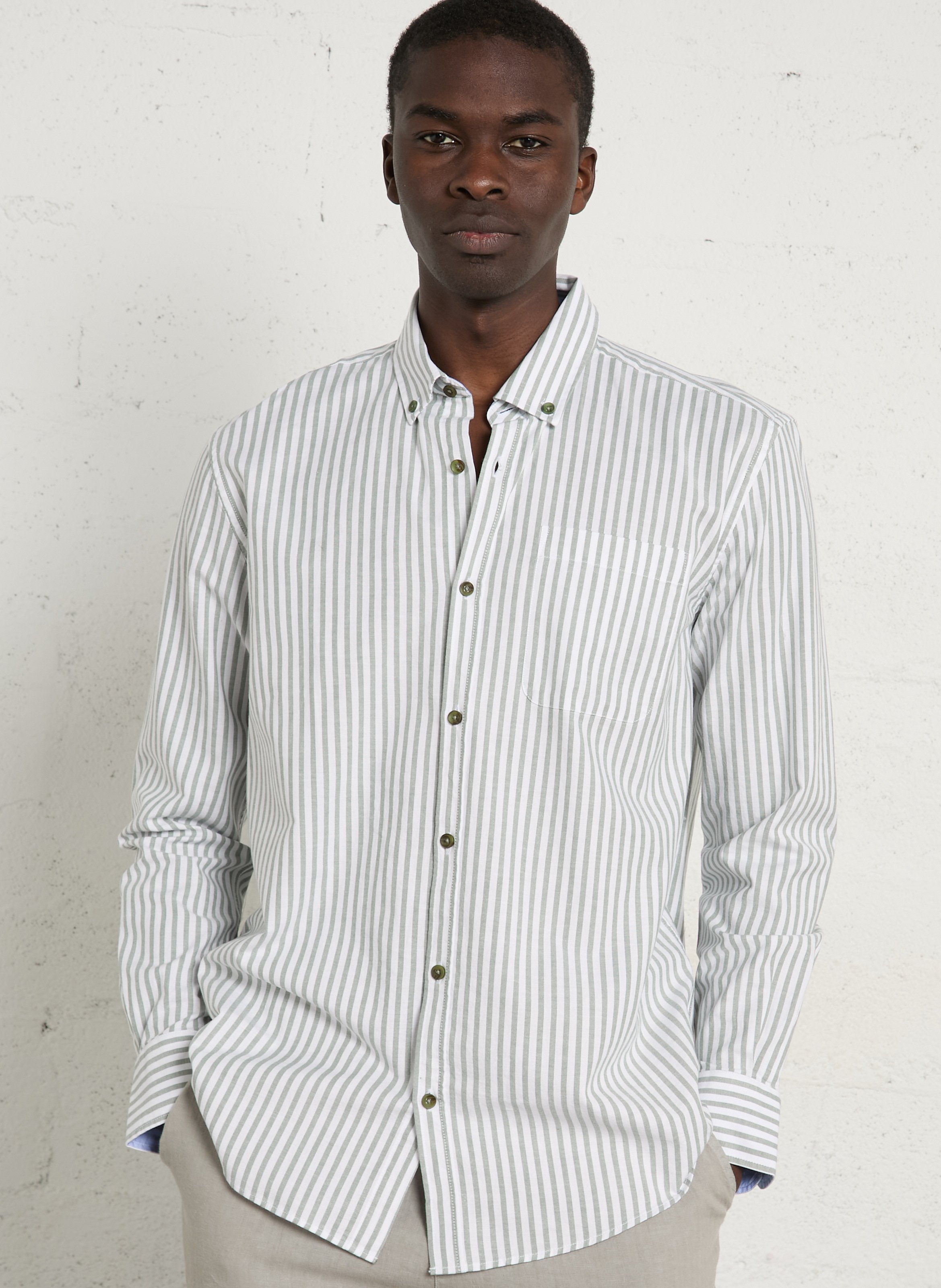 Gerade geschnittene gestreifte Baumwollbluse mit klassischem Kragen ARMOR LUX Grun