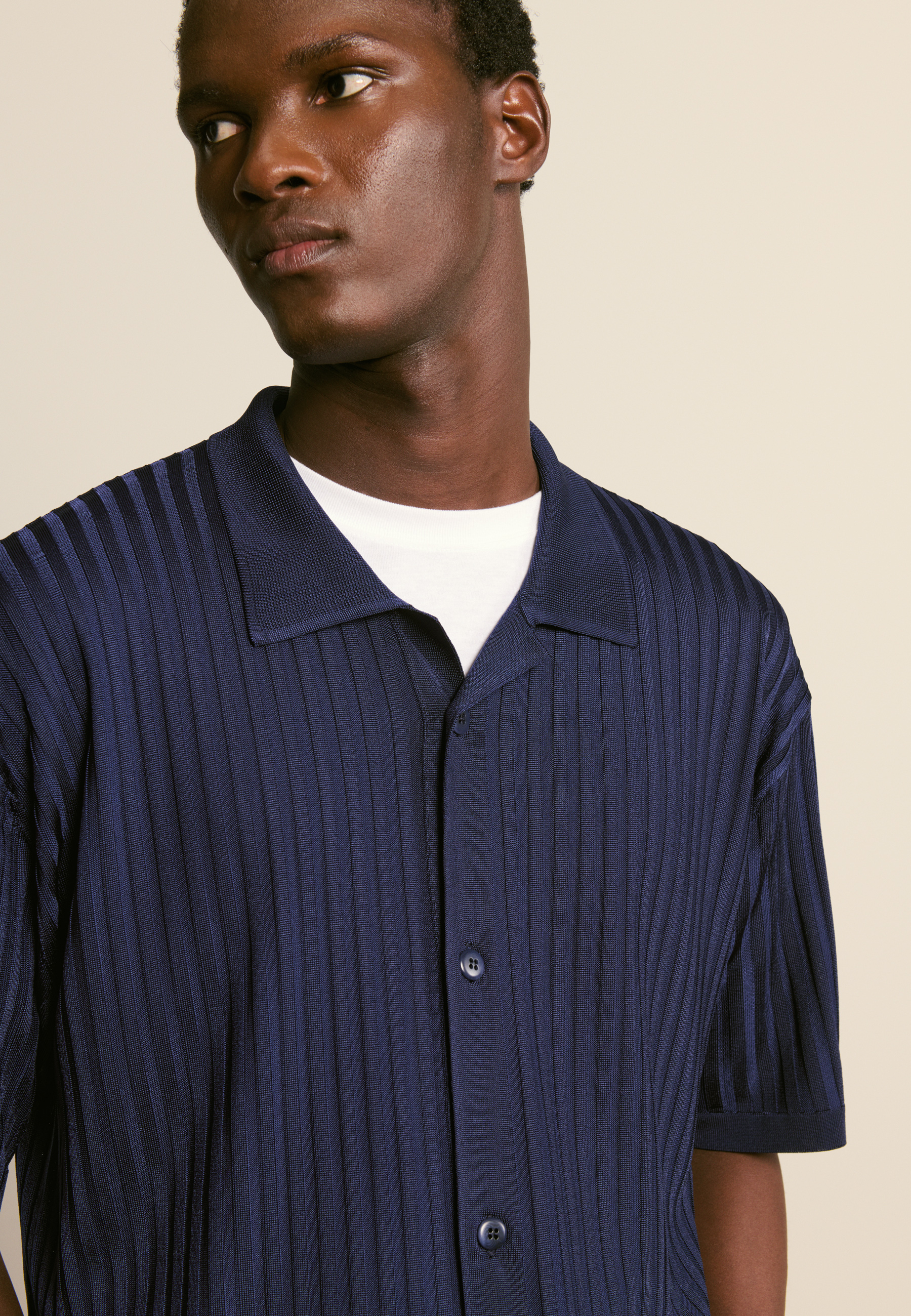 Short-sleeved shirt in light yarn MAISON MONTAGUT Black