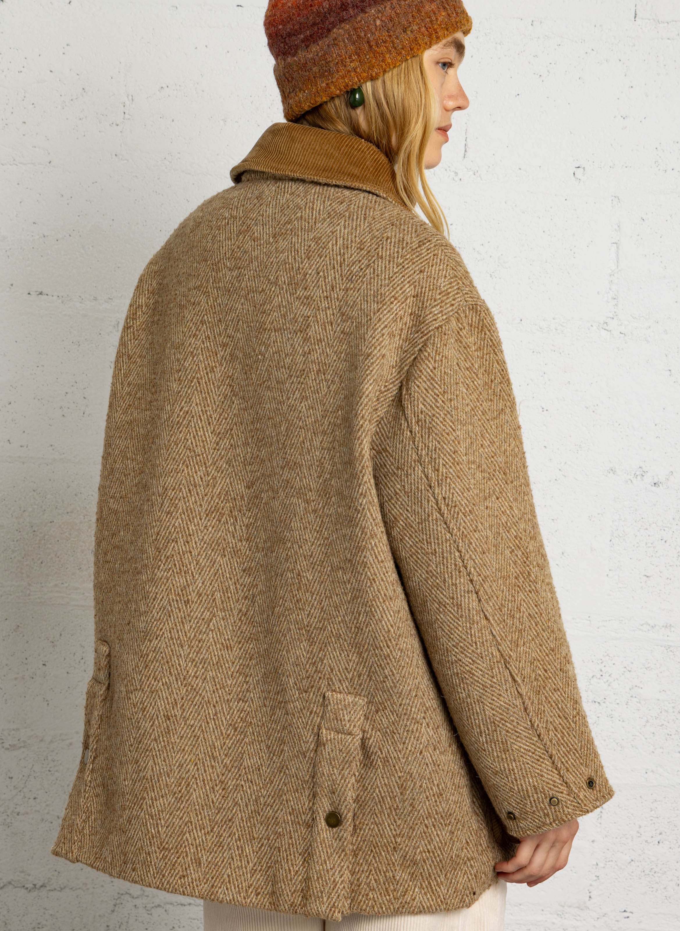 Weiter Mantel mit Cordkragen SEE U SOON Khaki