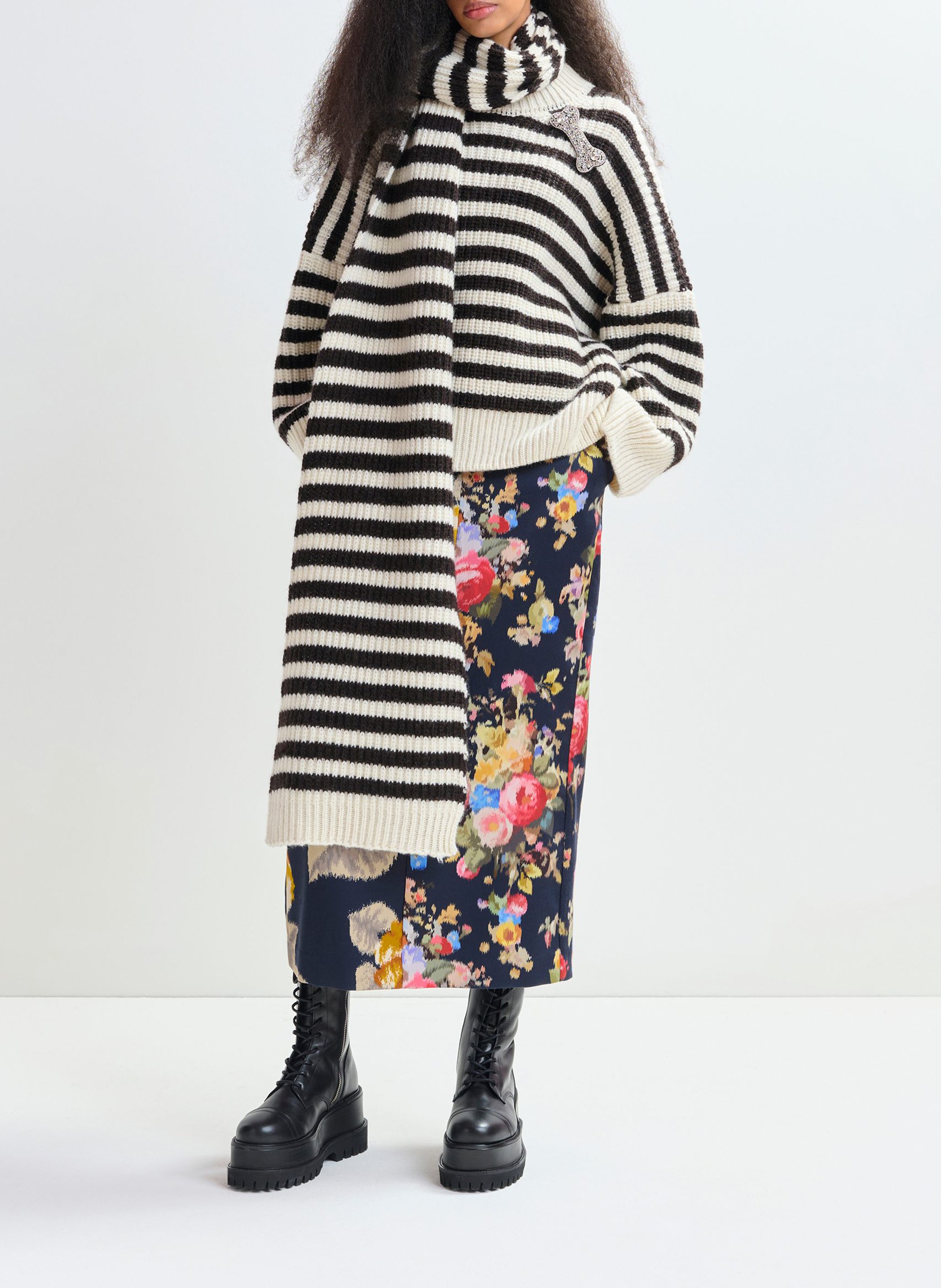 Pull oversize col rond en laine et alpaga ESSENTIEL ANTWERP Blanc