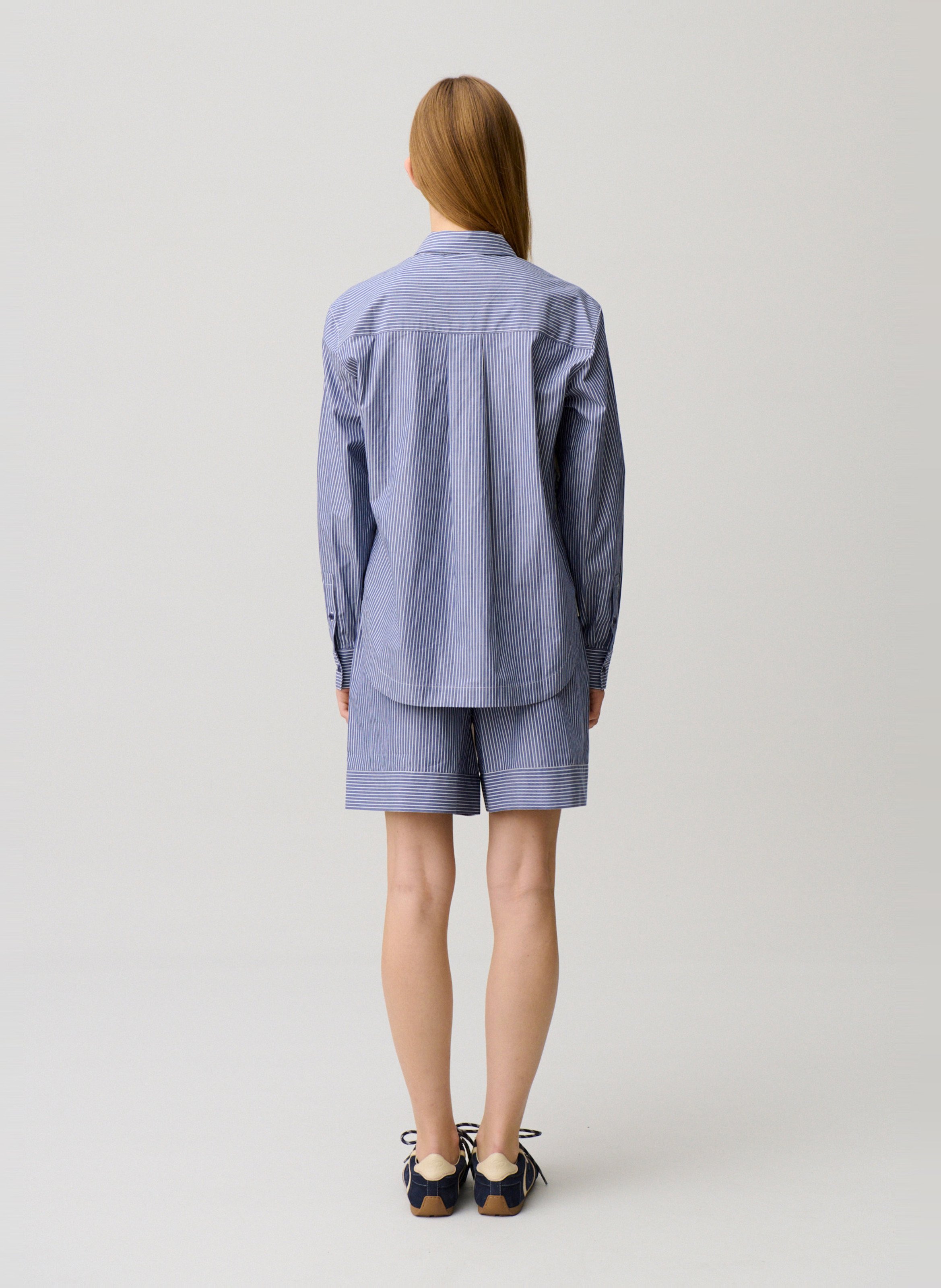 Gerade bedrucktes Hemd mit gestreiften Details CLAUDIE PIERLOT Mehrfarbig