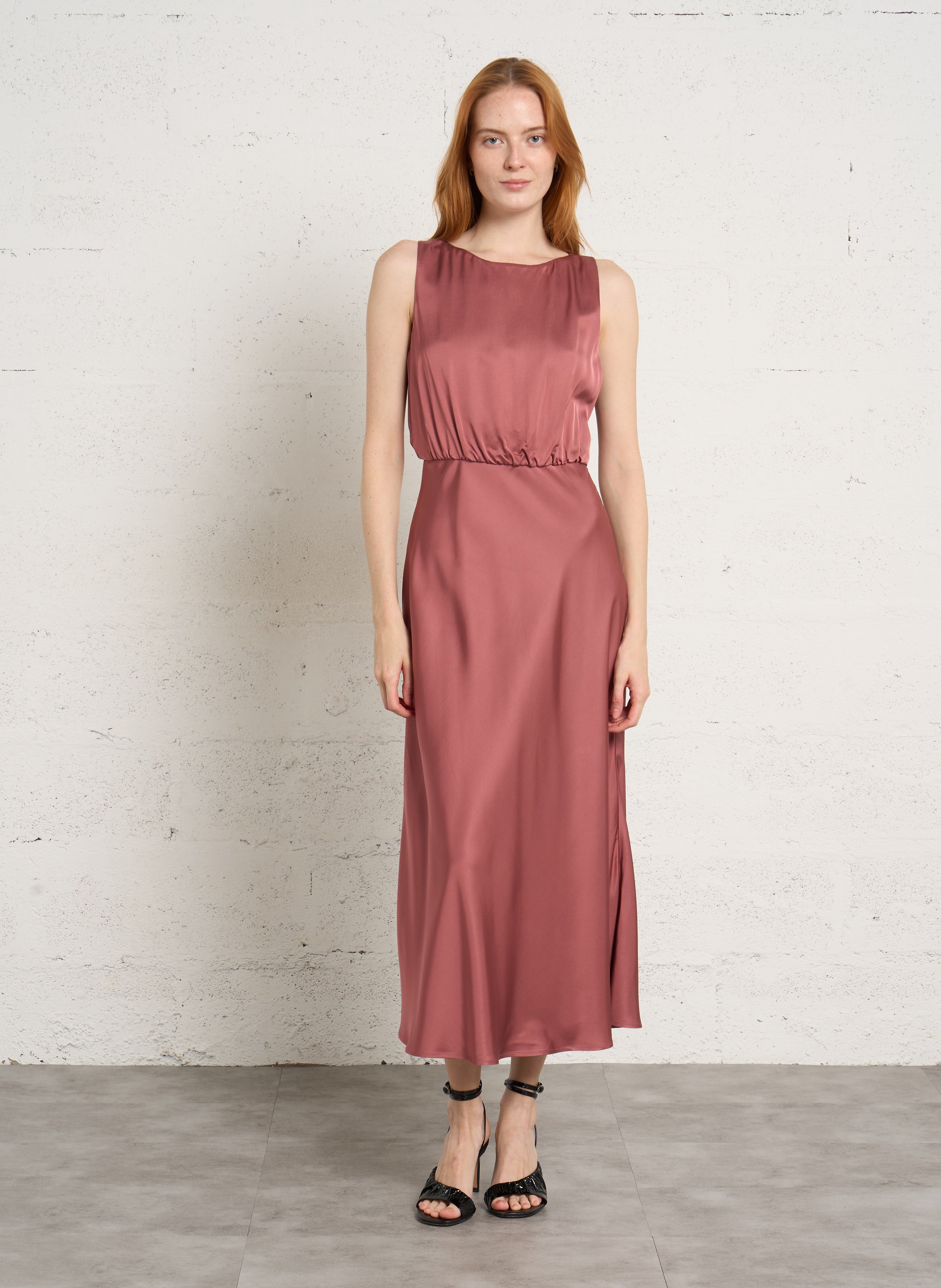 Robe longue sans manches satinée MAISON 123 Rose