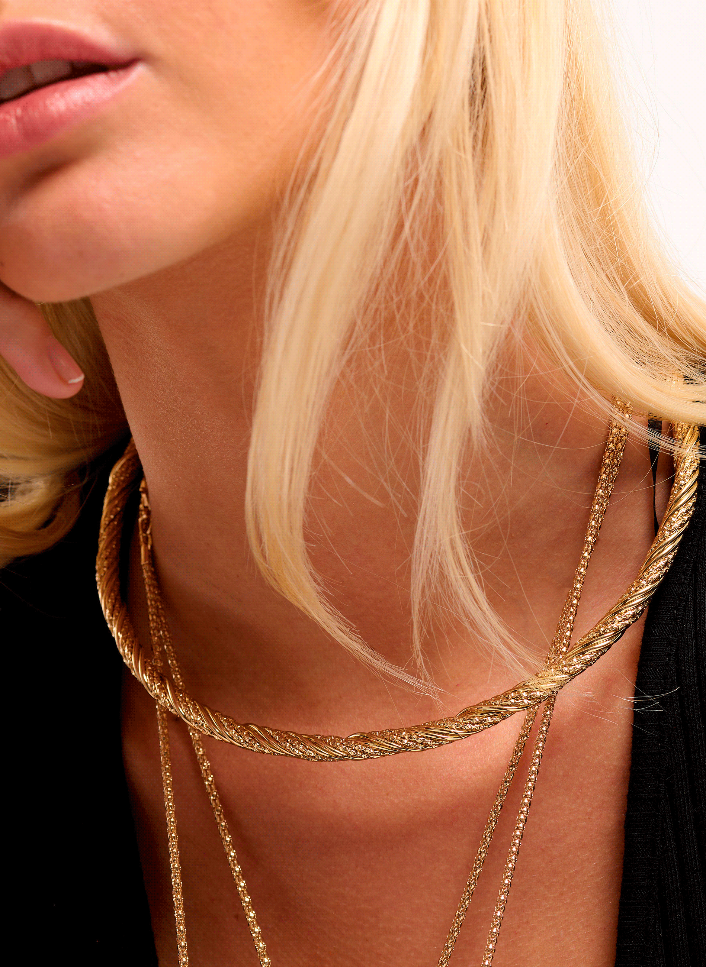 Brass choker HIPANEMA Golden