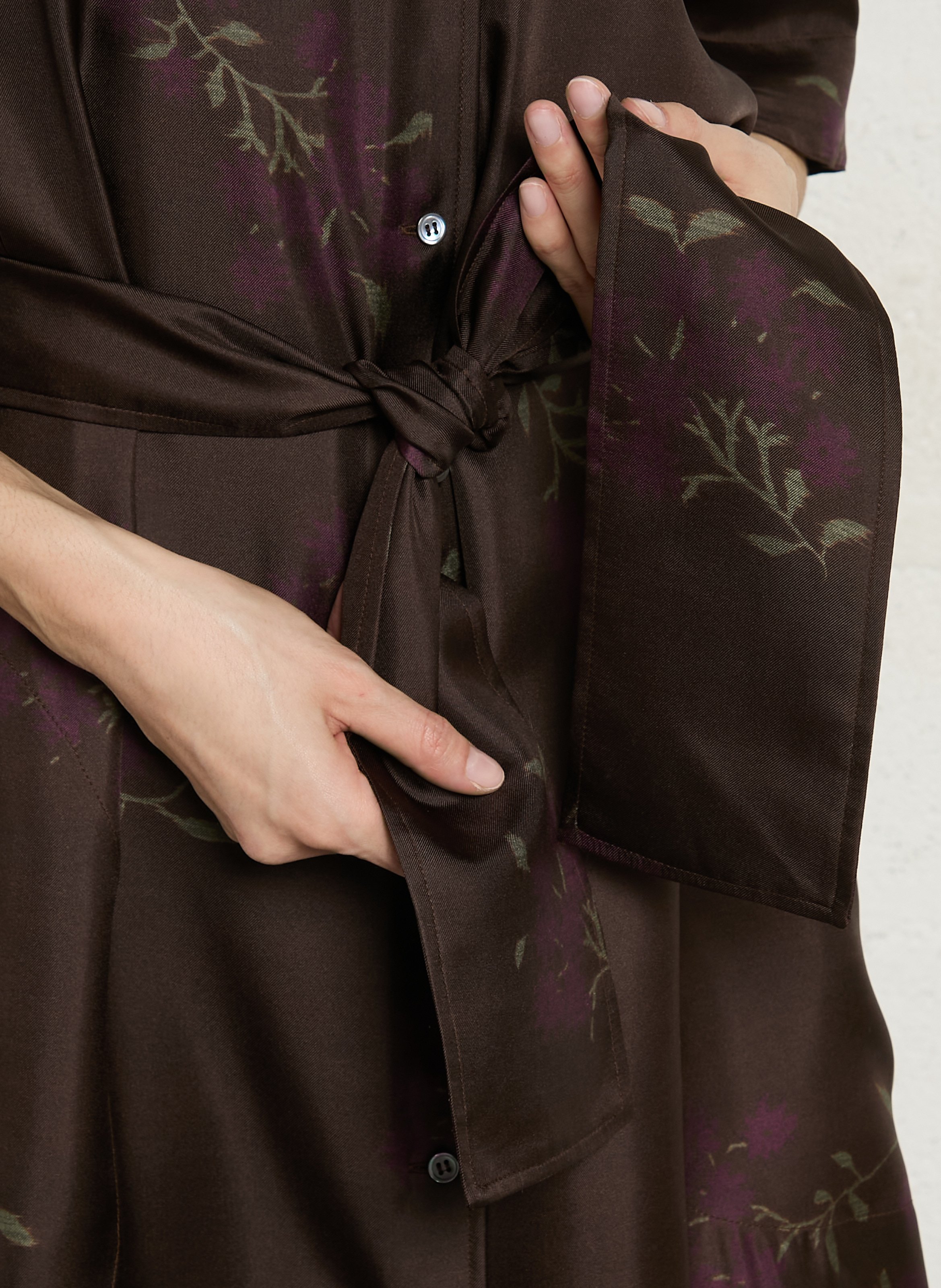 Robe midi col mao en soie SOEUR Marron