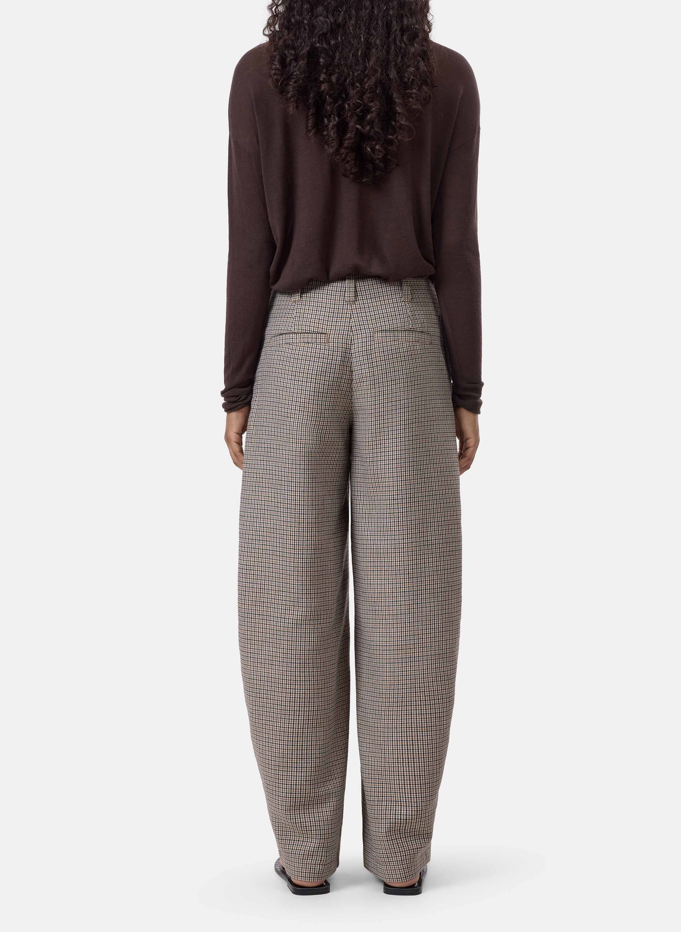 Houndstooth virgin wool blend trousers CLOSED Beige