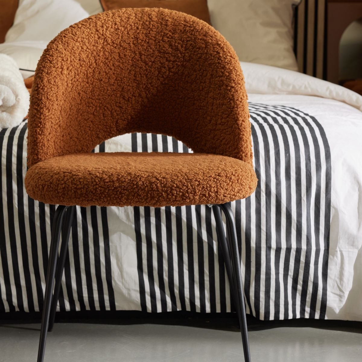 Loop chair FACTORY Brown