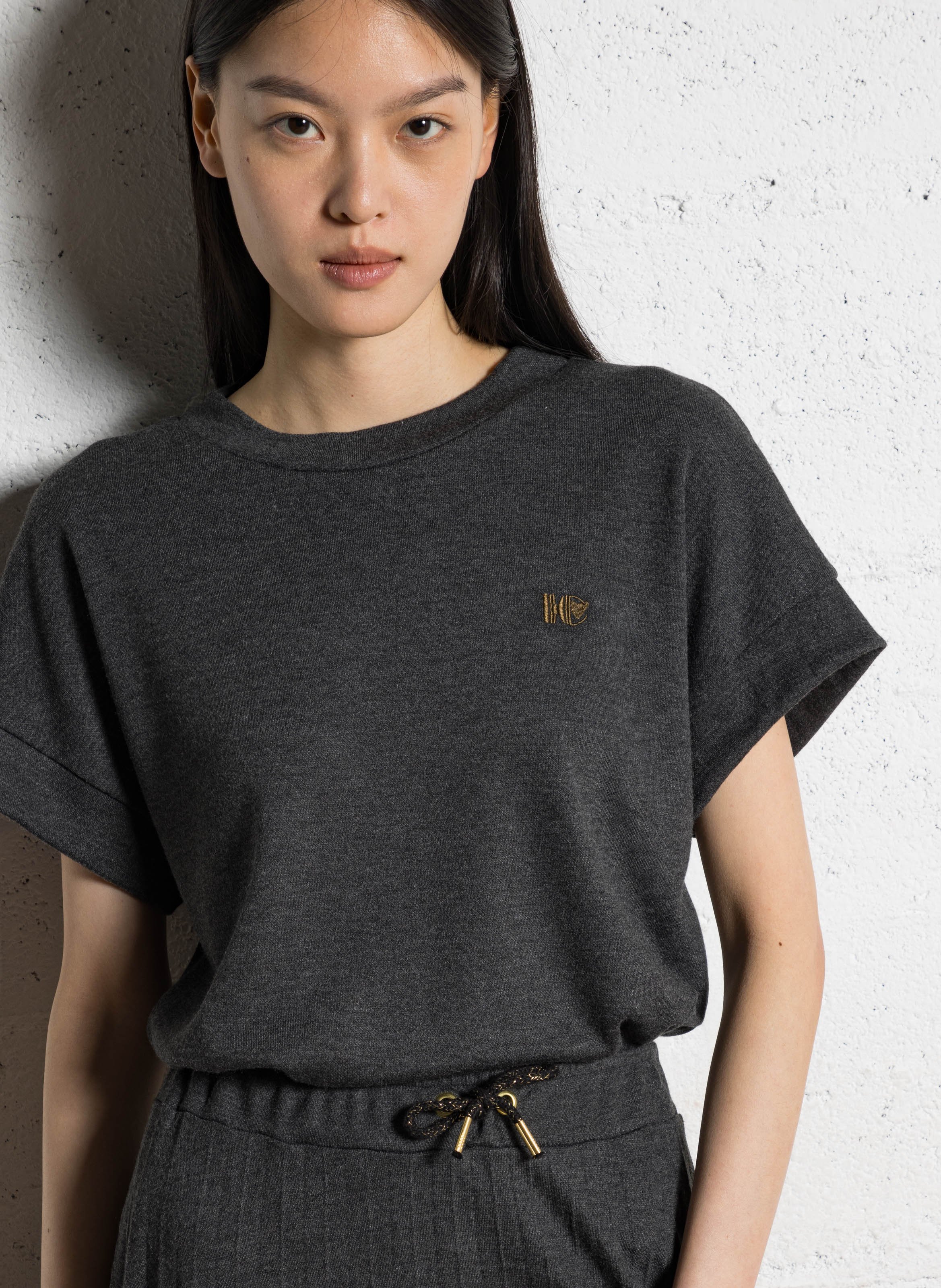 Tee-shirt droit à broderie poitrine I CODE Gris