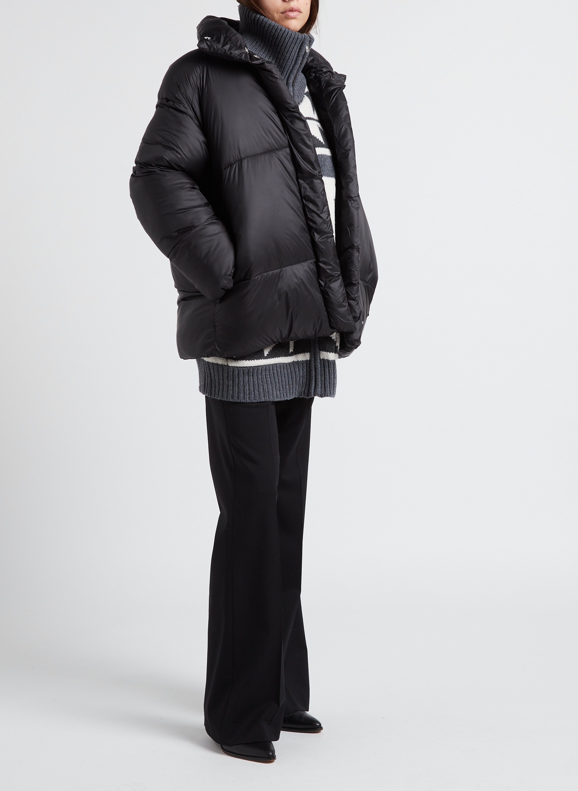 Steppjacke mit Stehkragen MARGAUX LONNBERG Schwarz