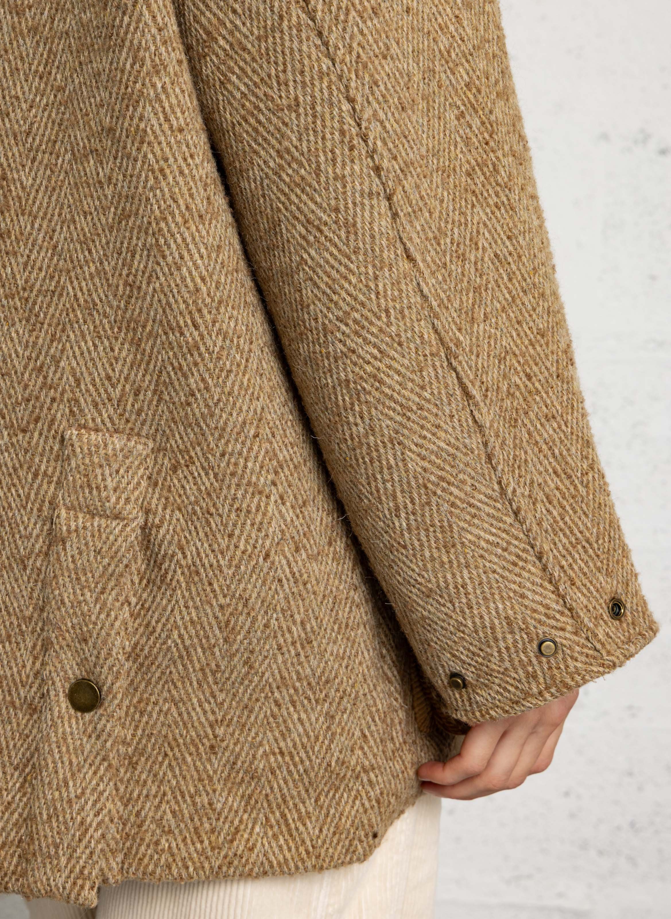 Weiter Mantel mit Cordkragen SEE U SOON Khaki