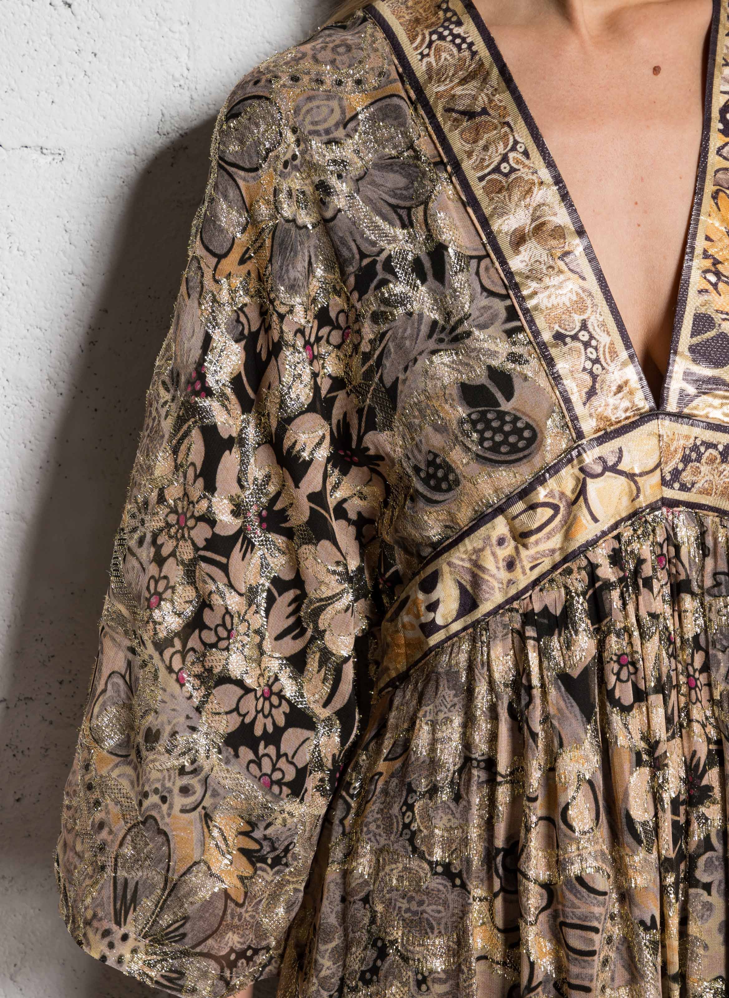 Atlas - Oversize-Pullover mit V-Ausschnitt MES DEMOISELLES Golden