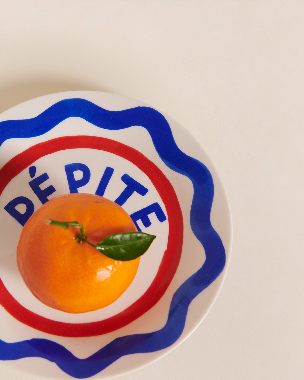 Porcelain dessert plate with gold nugget details EMOI EMOI Multicolored