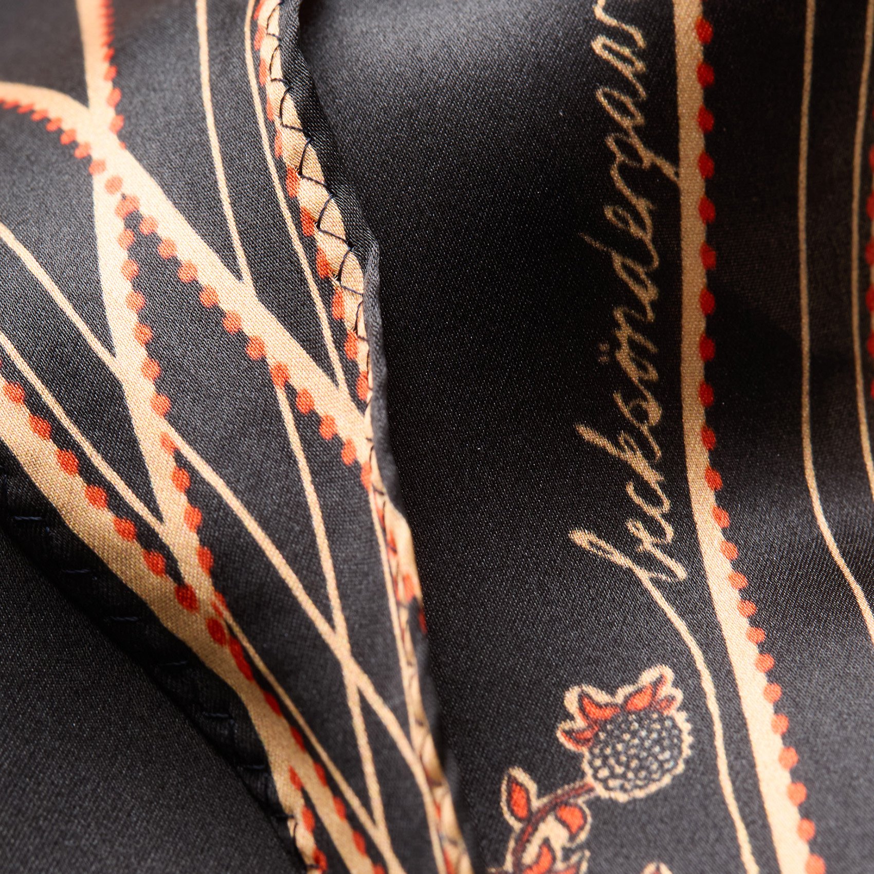 Foulard imprimé en soie BECKSONDERGAARD Noir