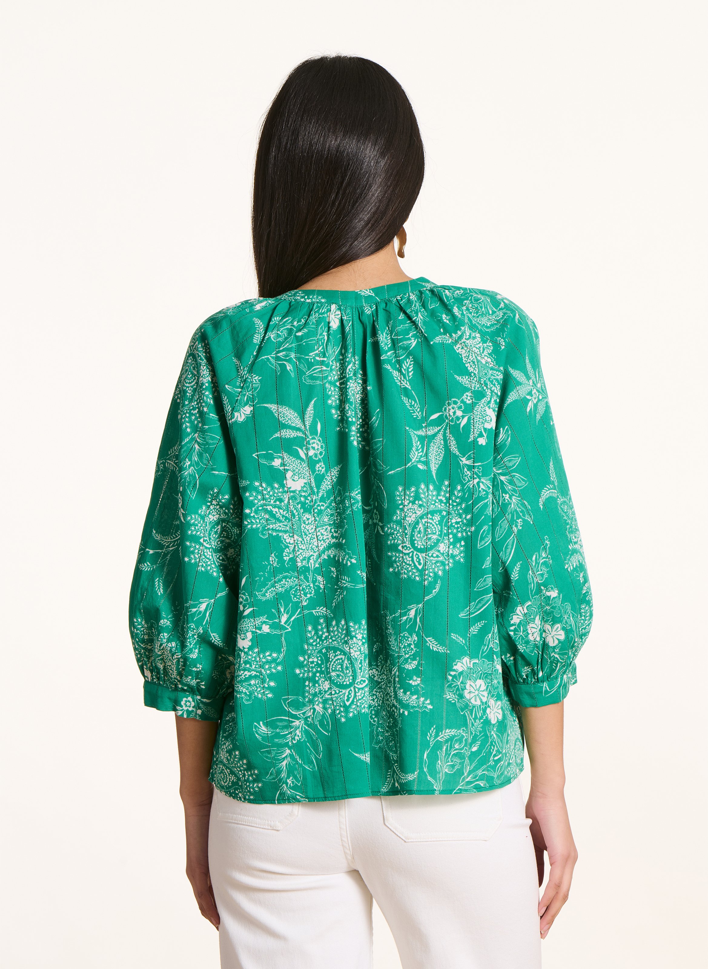 Weites Rundhals-Shirt mit floralem Print aus Bio-Baumwolle und Lochmuster LA FEE MARABOUTEE Grun