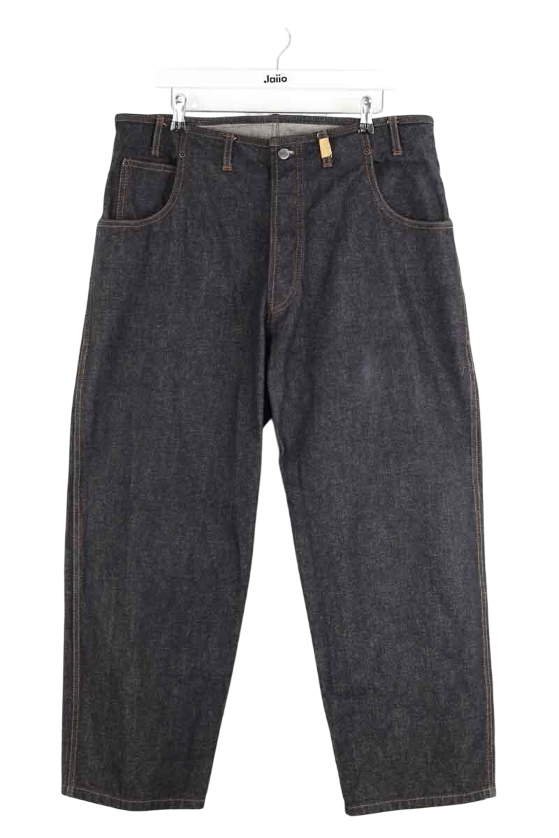 - Straight-leg jeans
- 5 pockets
- Straight cut
- Faded effect JEAN PAUL GAULTIER - SECONDE MAIN Black