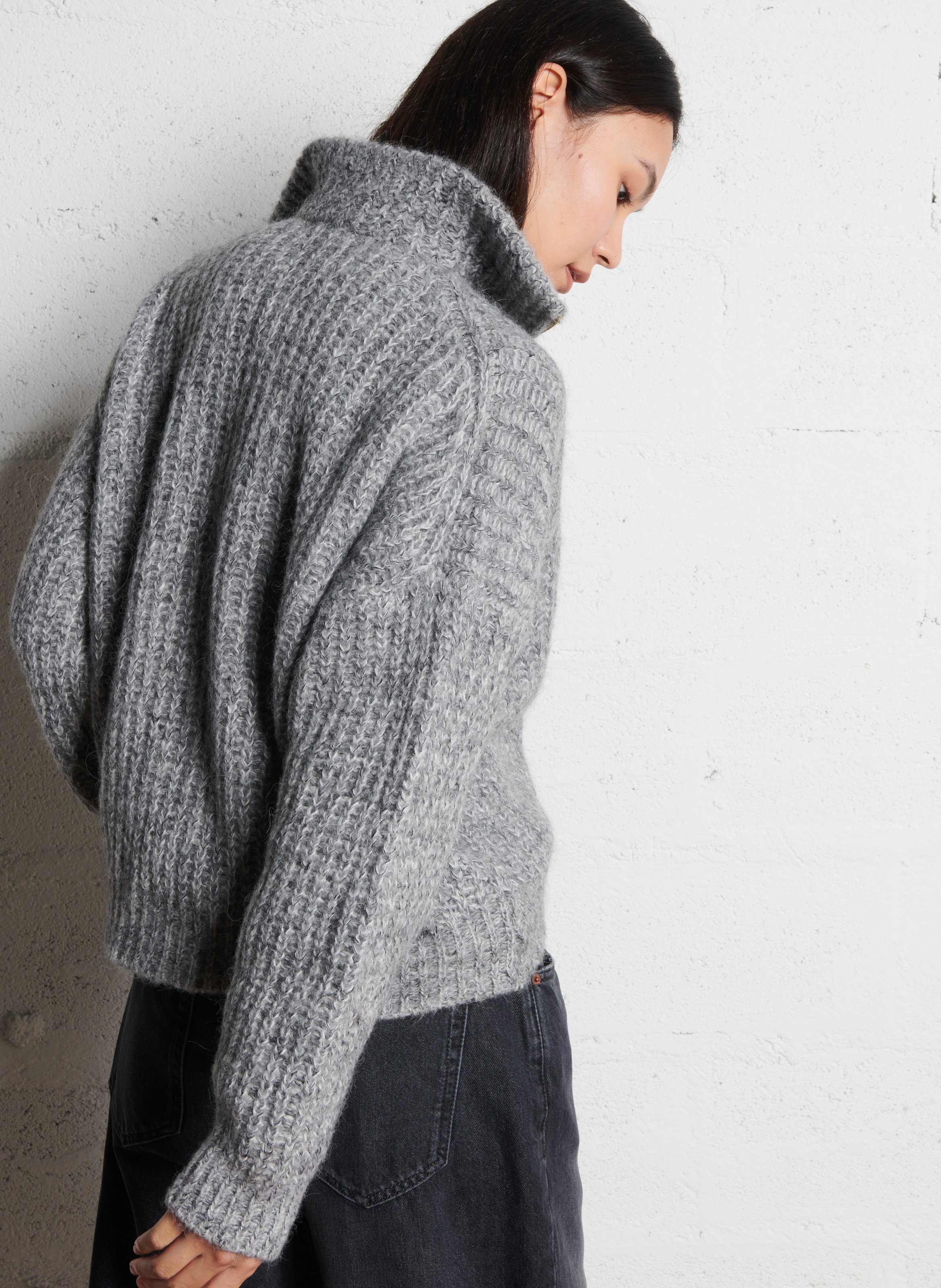 Pull col montant en laine mélangée BA&SH Noir