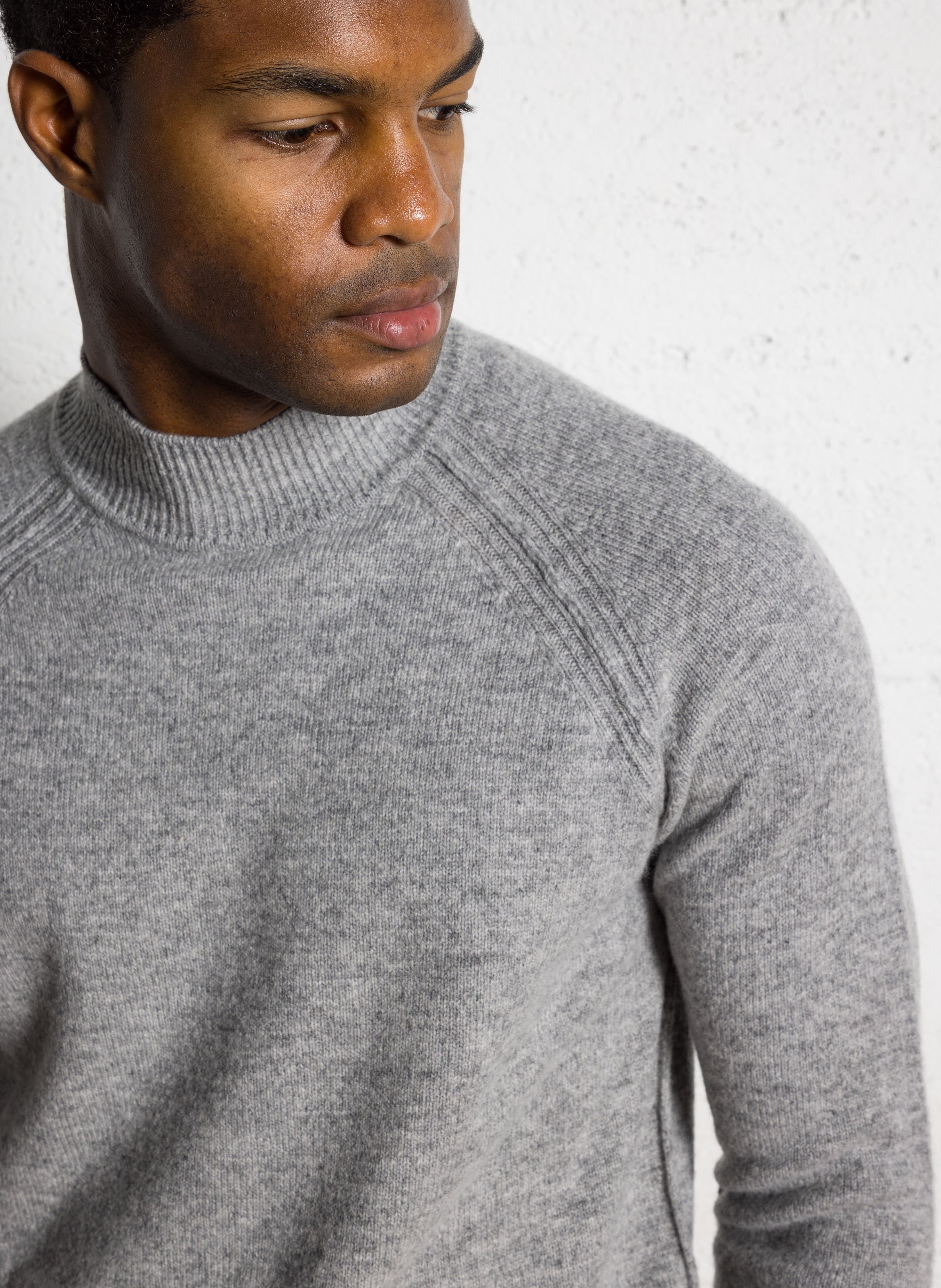 Gerade geschnittener Pullover aus Wollmix IKKS Grau