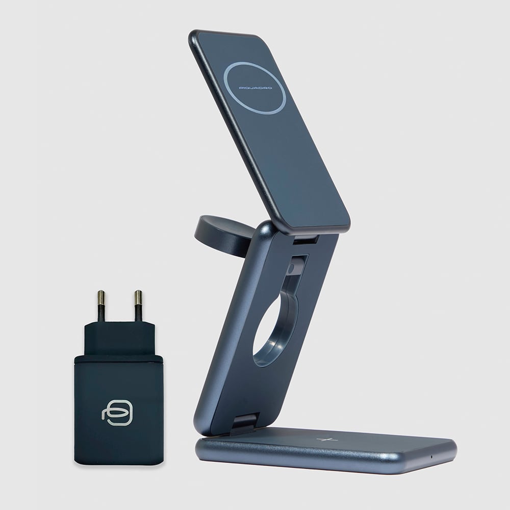 3-in-1 foldable 15w magsafe charger with 45w gan adapter and magnetic base for apple® devices. PIQUADRO Grey